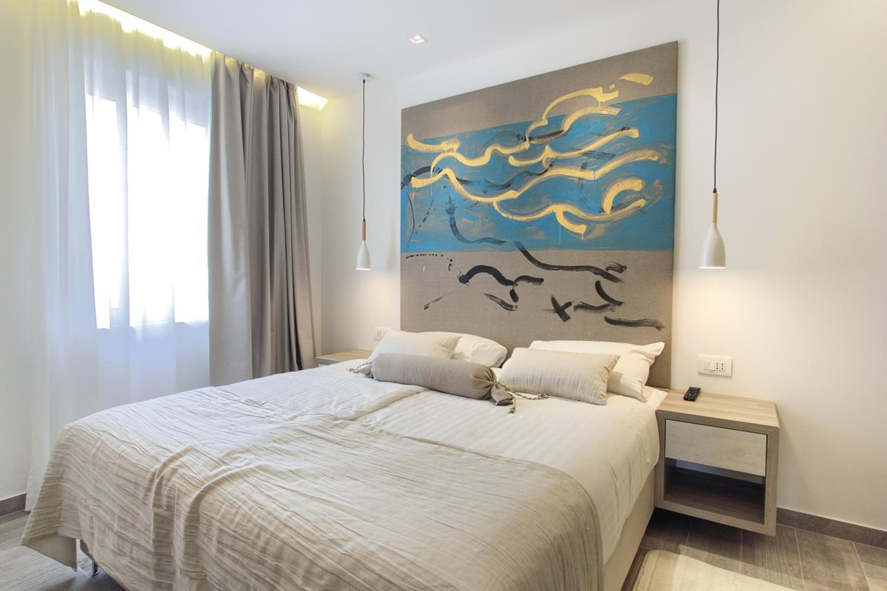Two-Bedroom Suite with Balcony and Sea View photo 1
