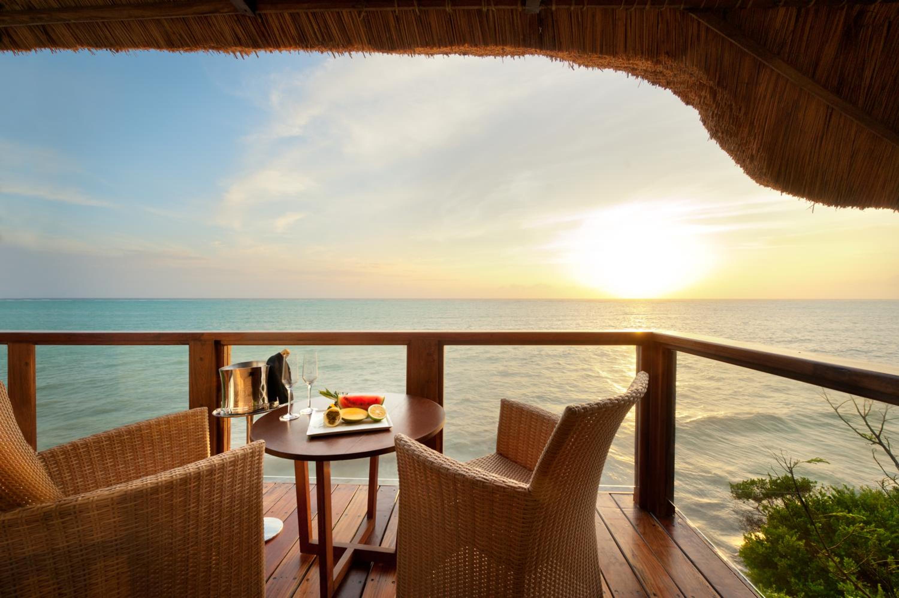 The Level Romance Ocean Front Pavilion - Photo 4