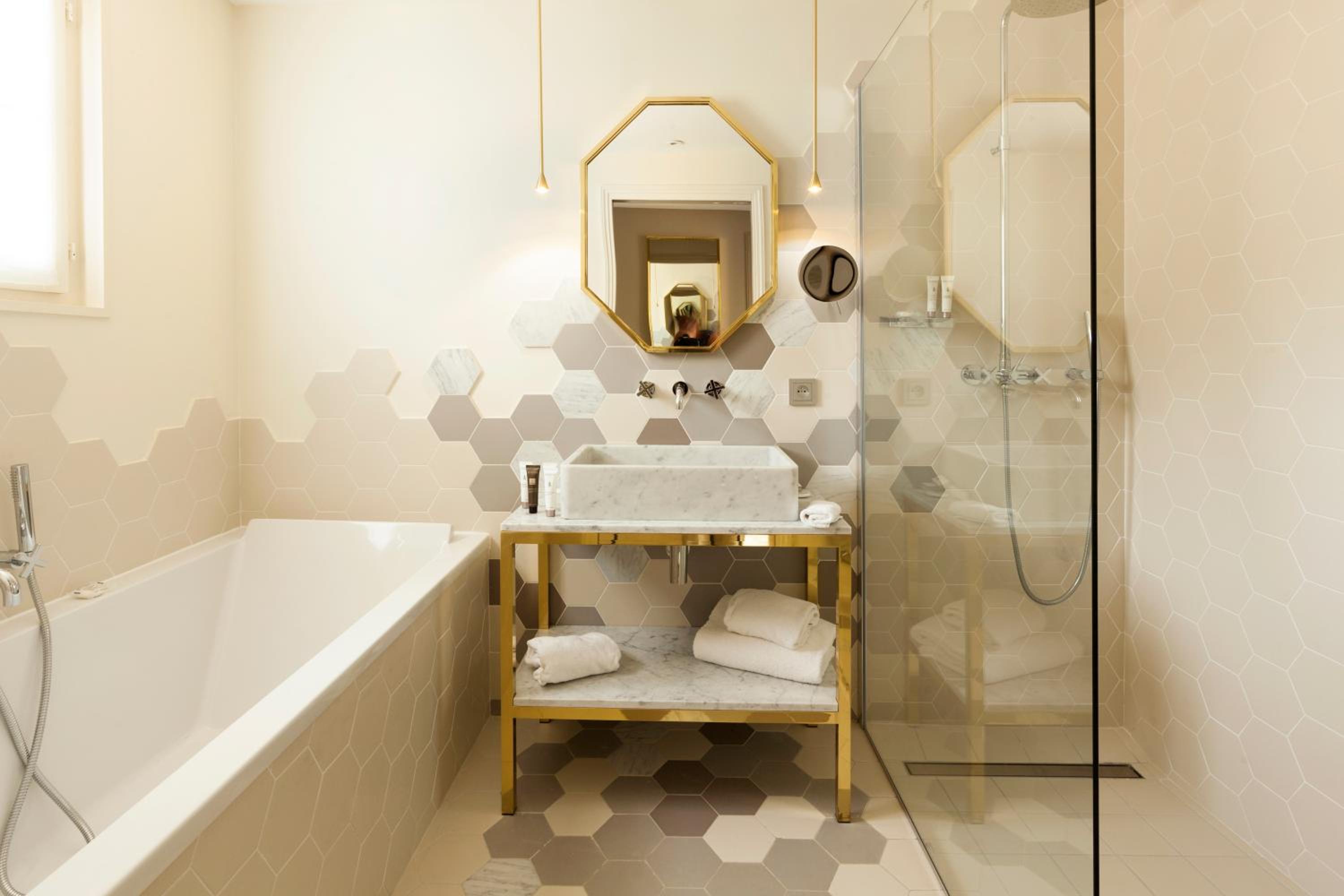 Superior Room - Photo 2