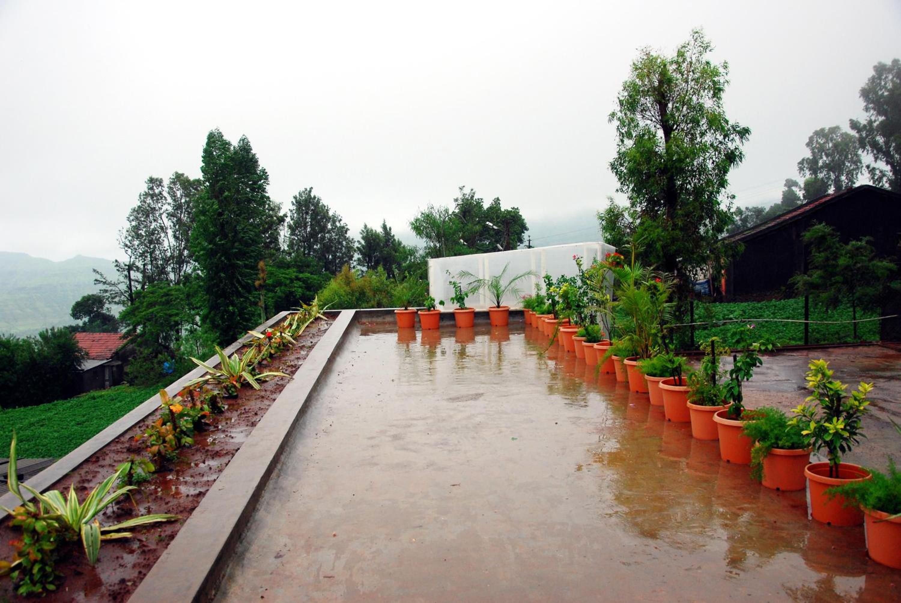 Premium Valley Facing Lake View photo 3