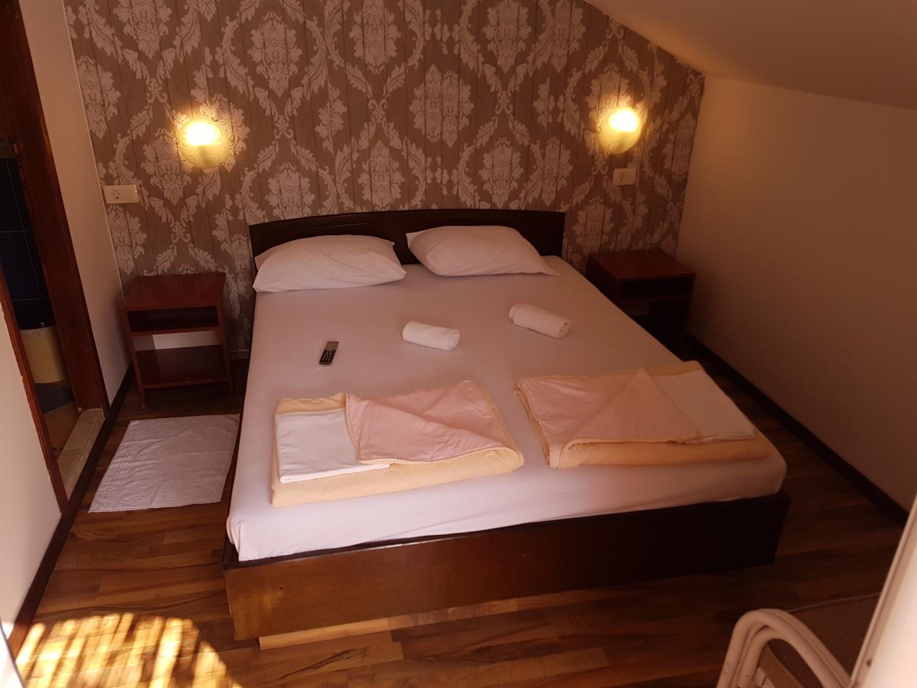 One-Bedroom Apartment with Balcony photo 1
