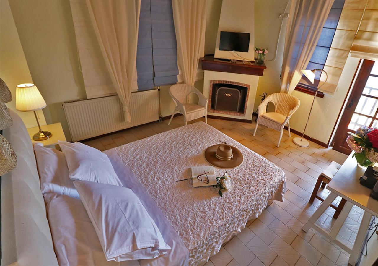 Superior Double Room with Sea View - Photo 2