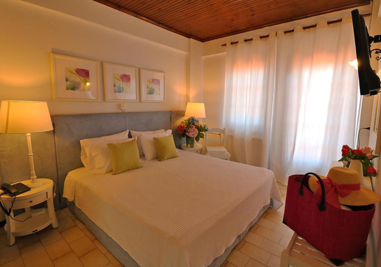 Superior Double Room with Sea View - Photo 9