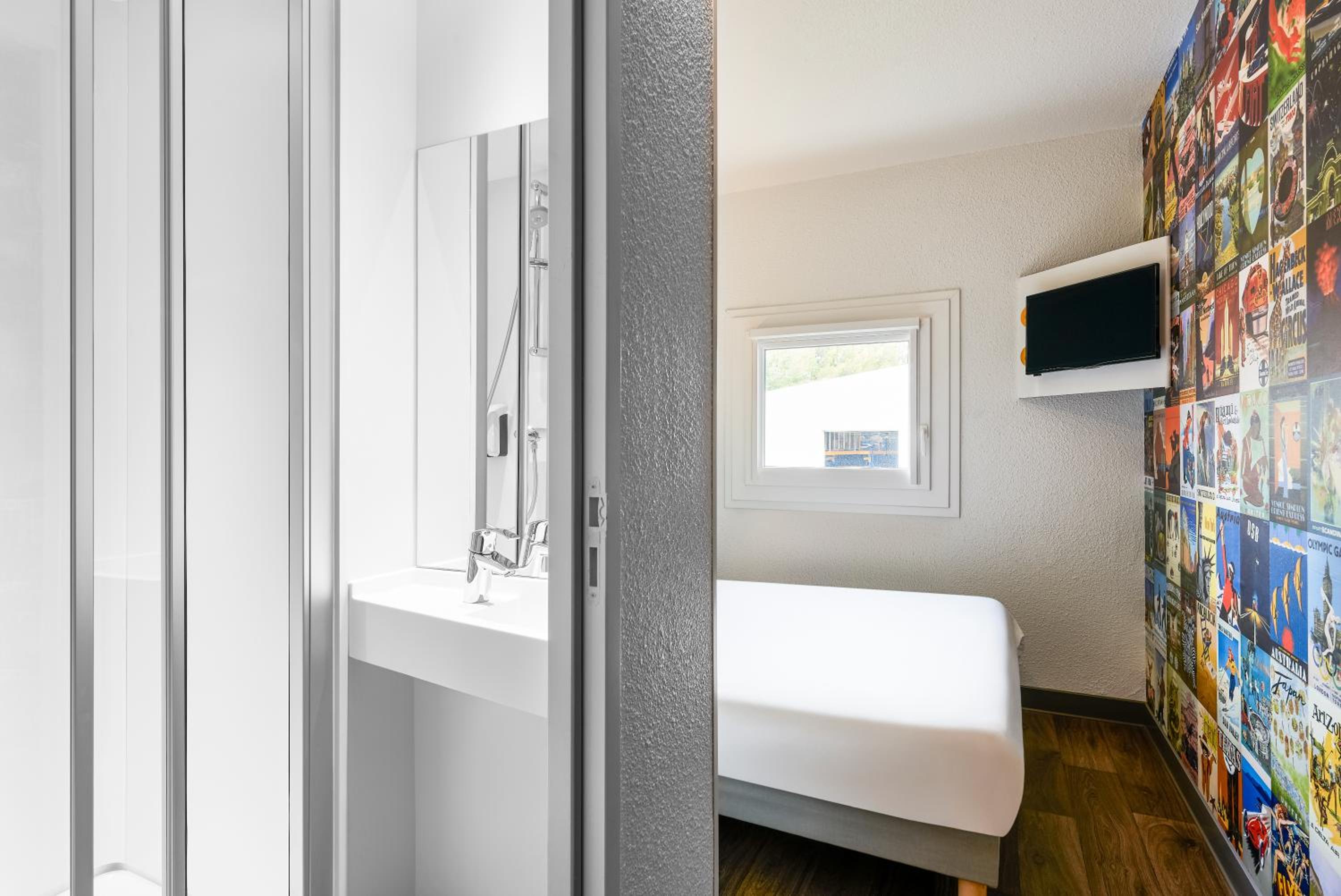 Cabrio Room with Private Bathroom - Photo 7