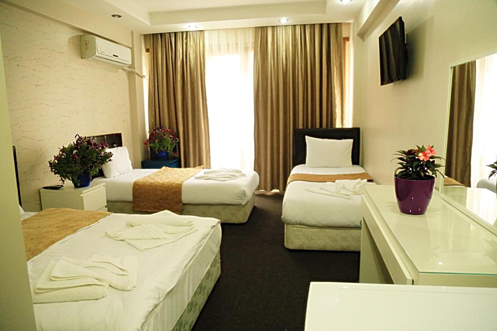 Luxury Quadruple Room photo 3