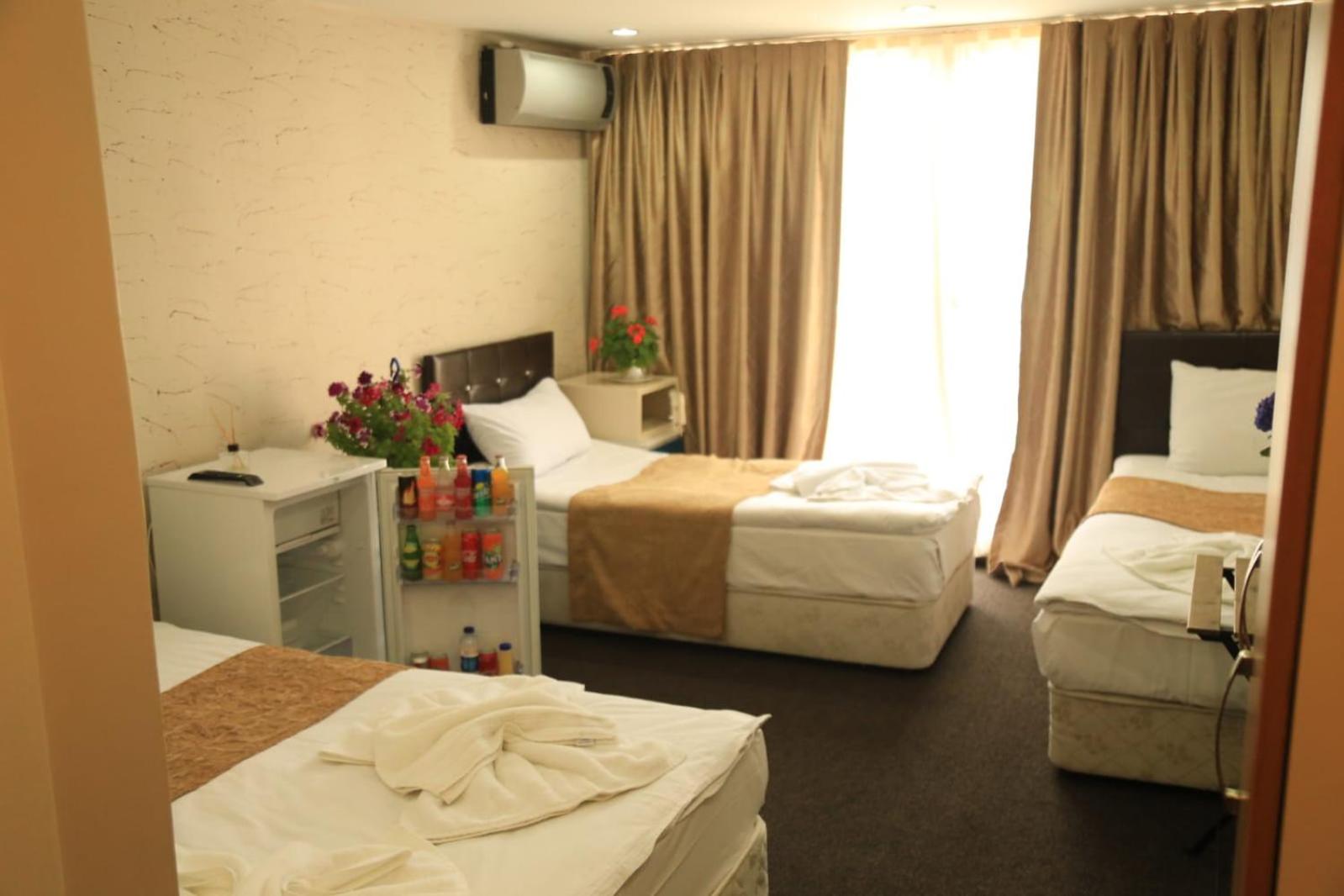 Luxury Triple Room photo 3