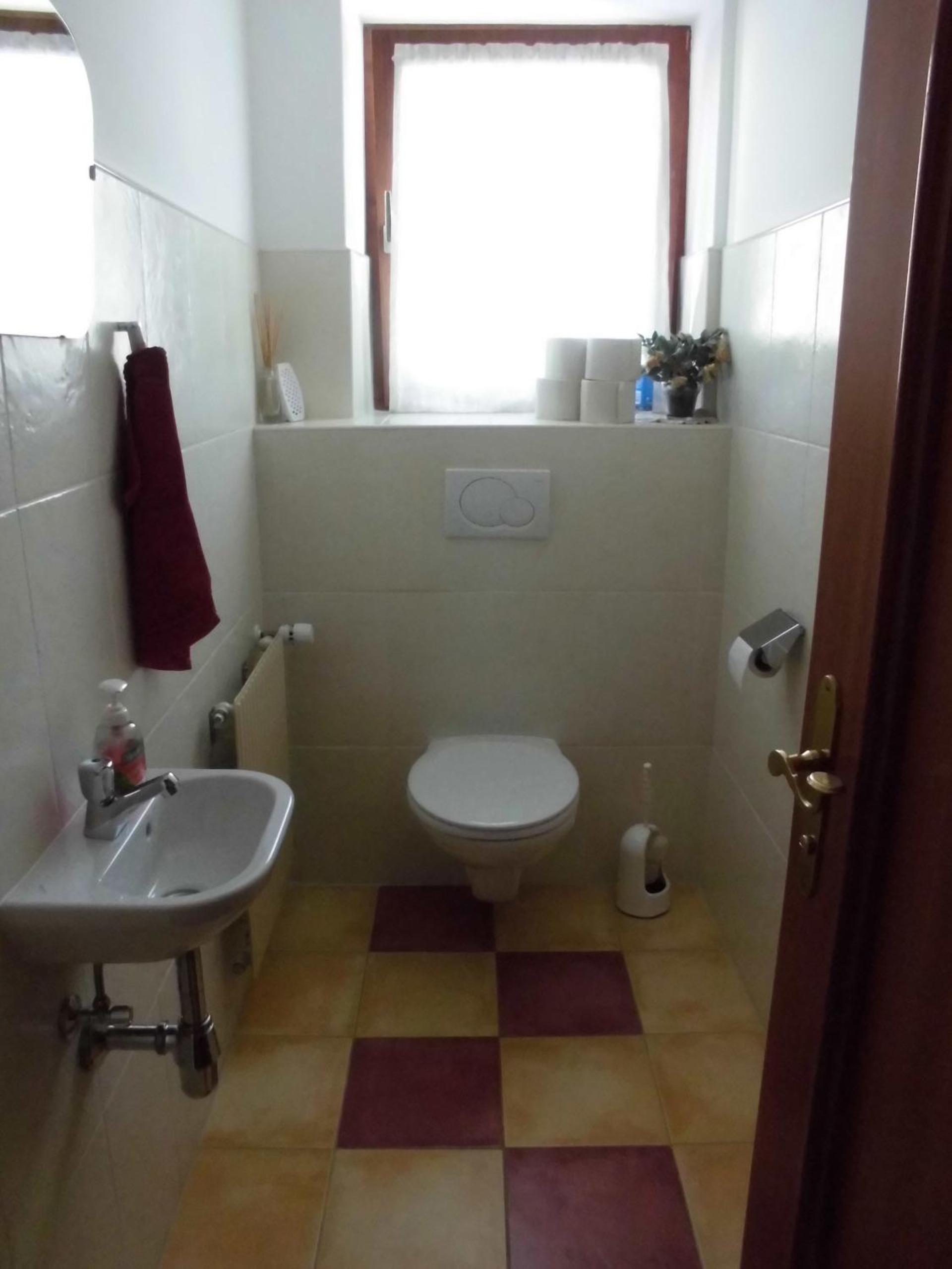 Single Room with Shared Toilet photo 2