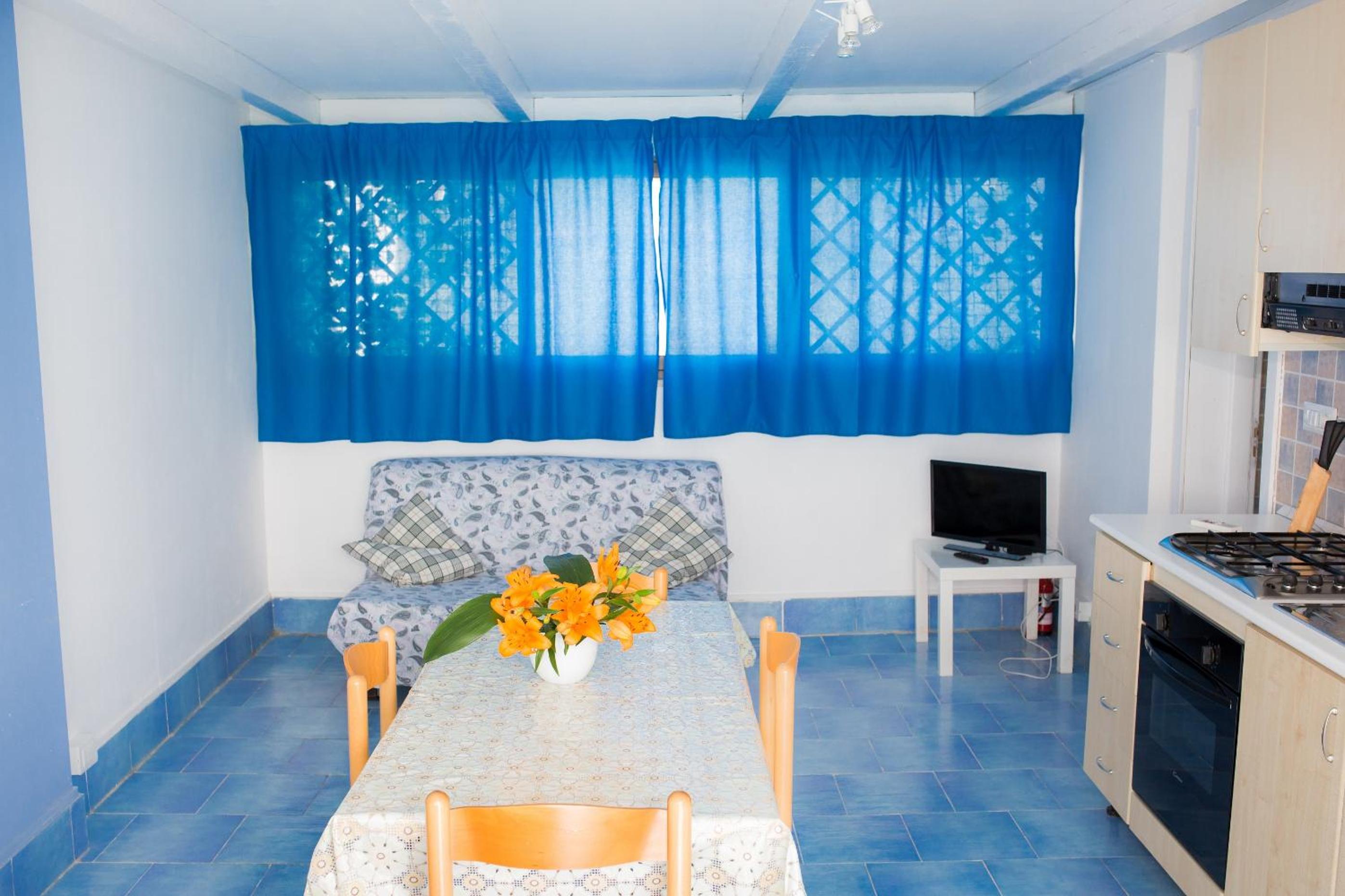 Apartment With Sea View photo 3