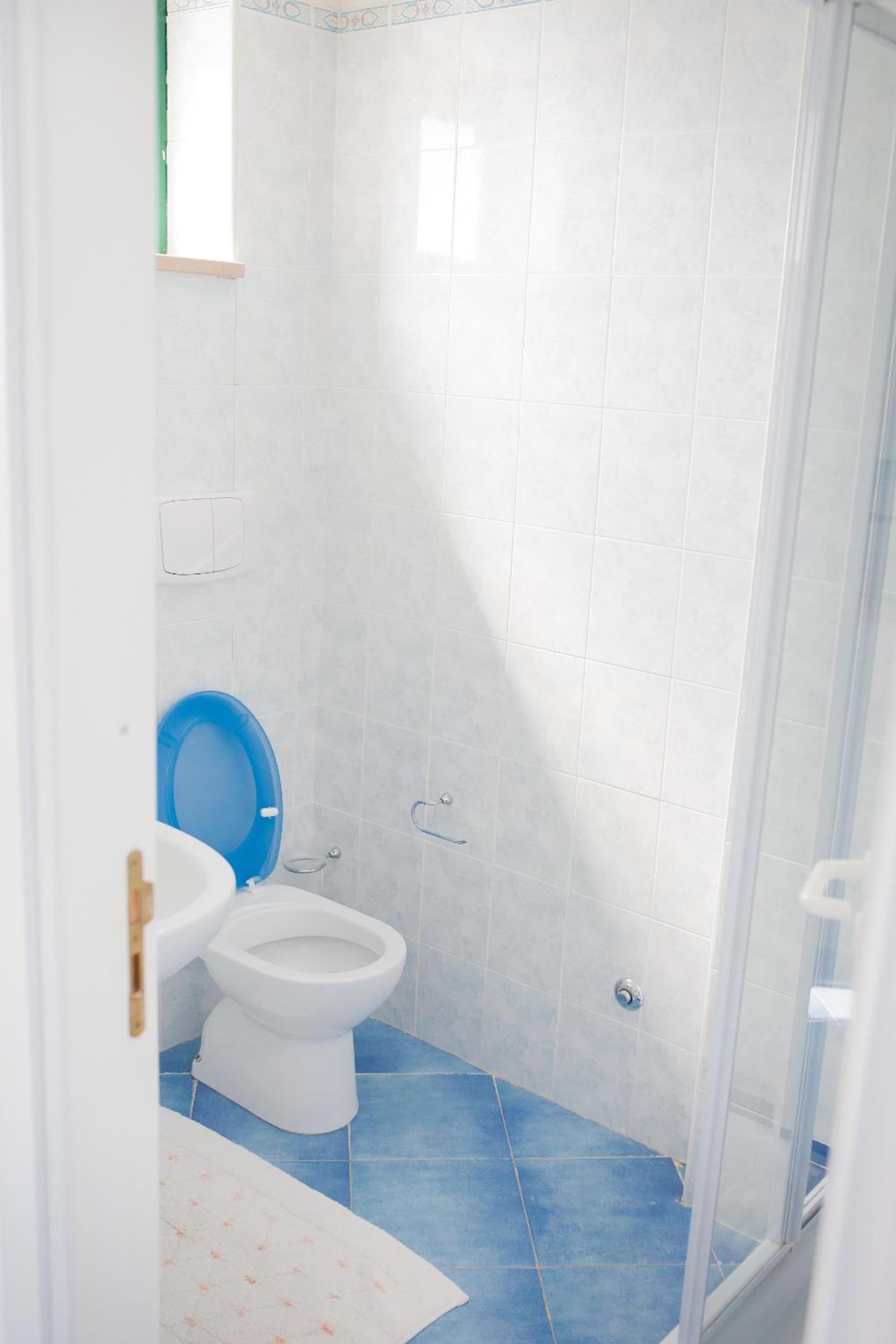 Apartment With Sea View photo 2