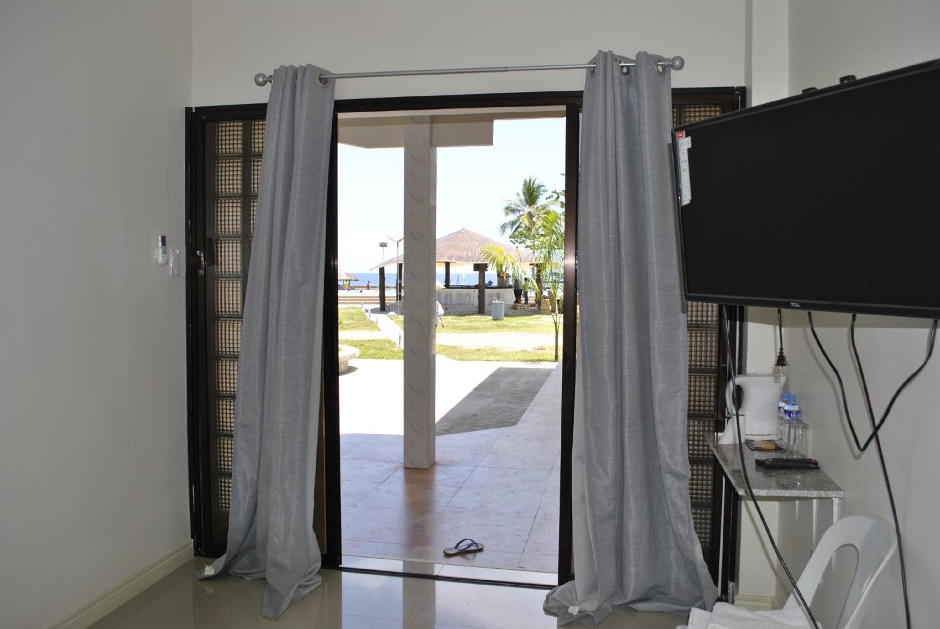 Deluxe Double or Twin Room with Sea View - Photo 7