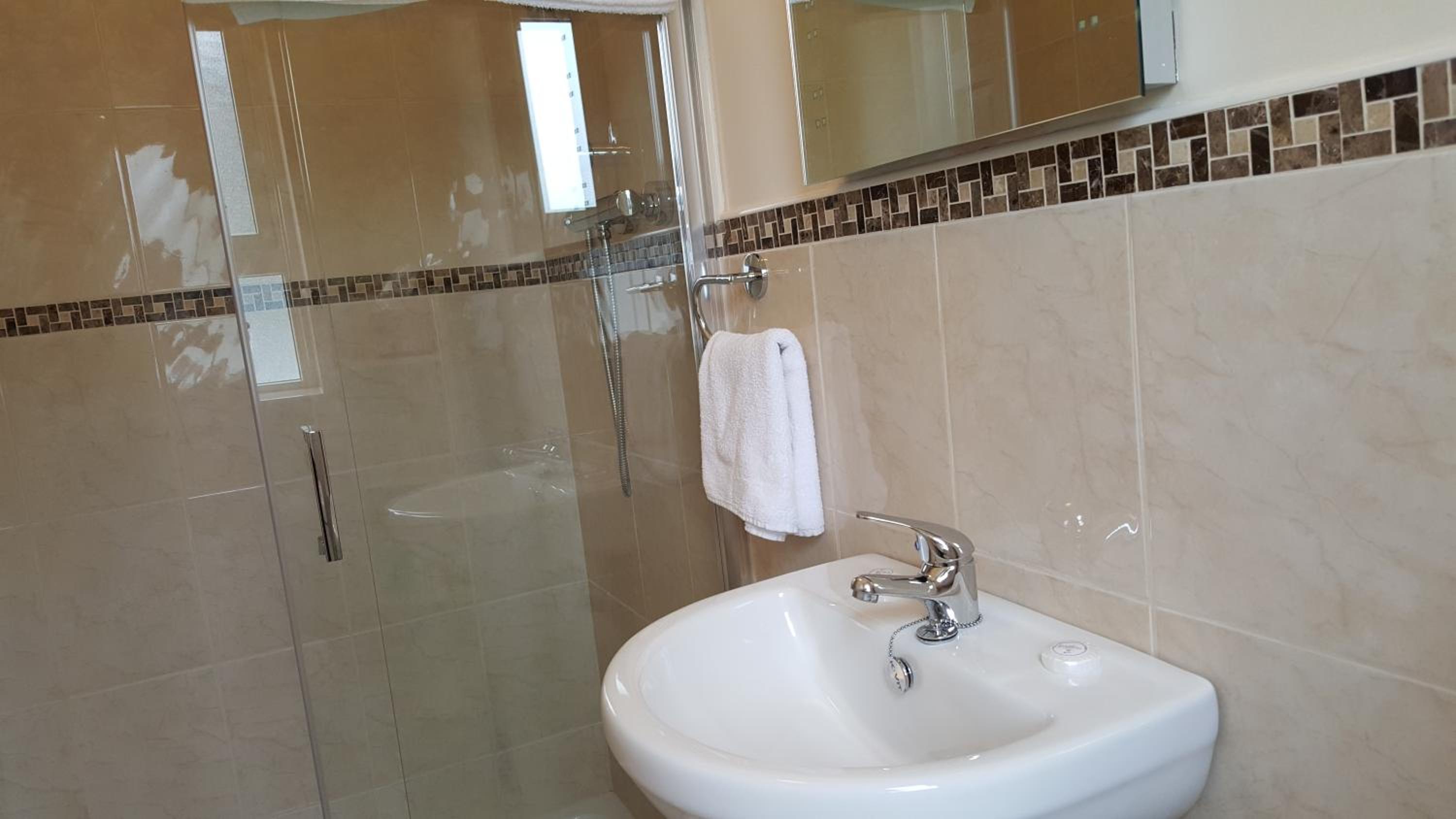 Deluxe Triple Room photo 2