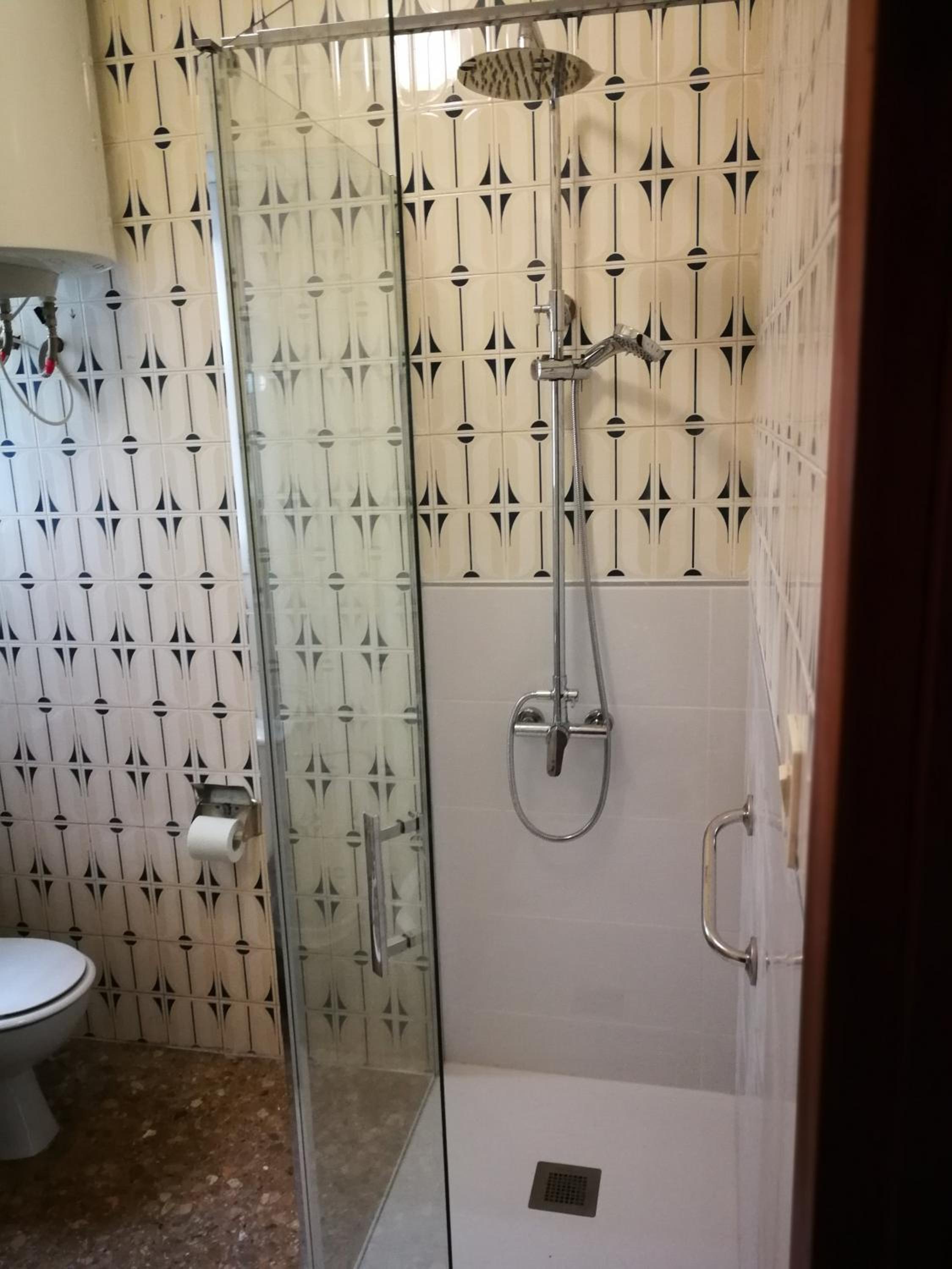 Two-Bedroom Apartment - Photo 29