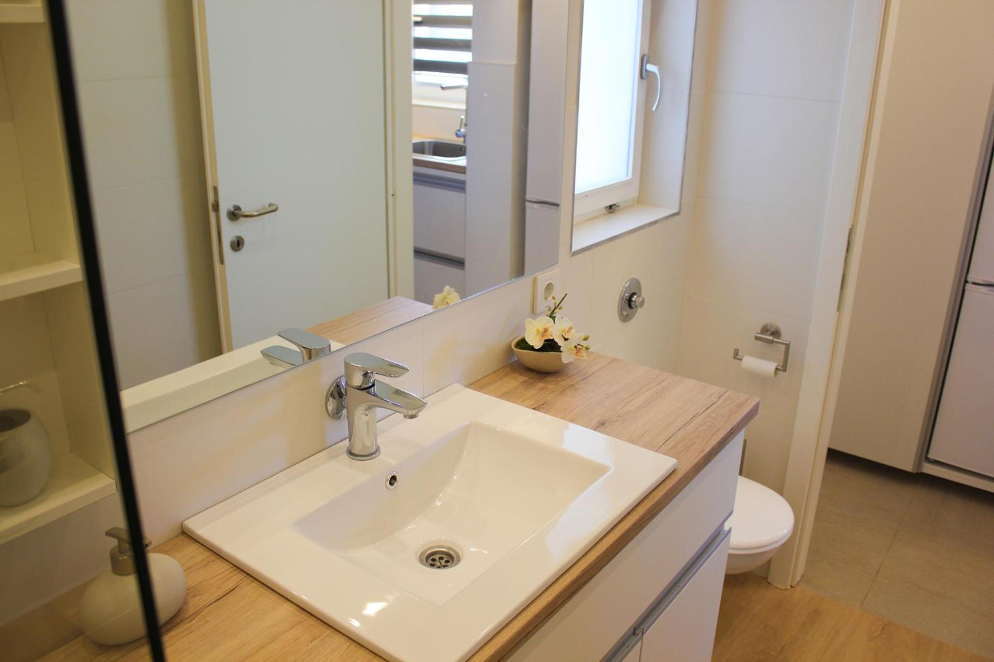 Two-Bedroom Holiday Home photo 2