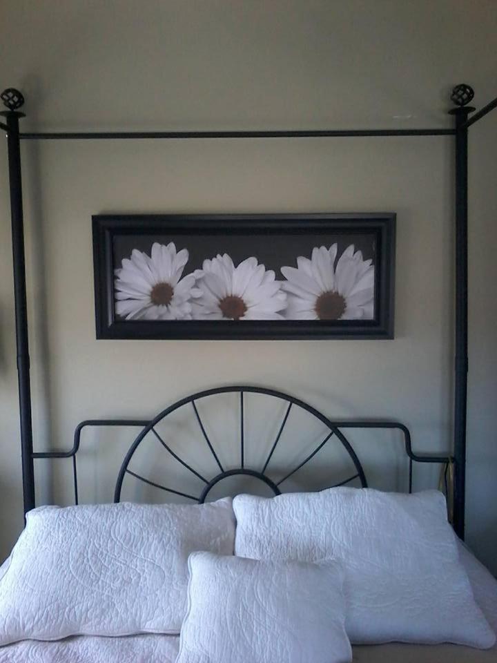 Queen Room photo 1