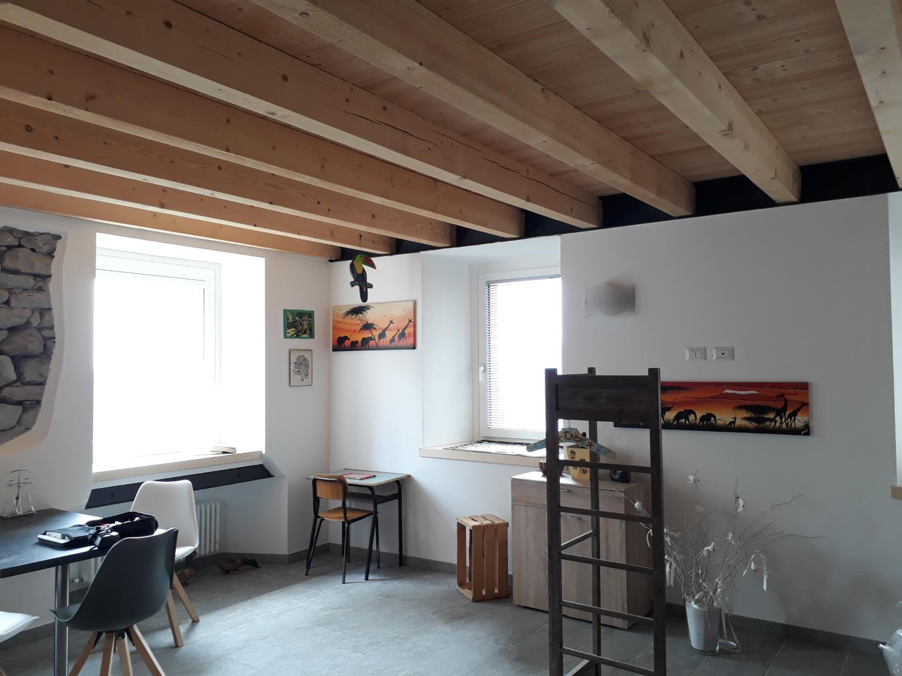 Apartment with Mountain View photo 1