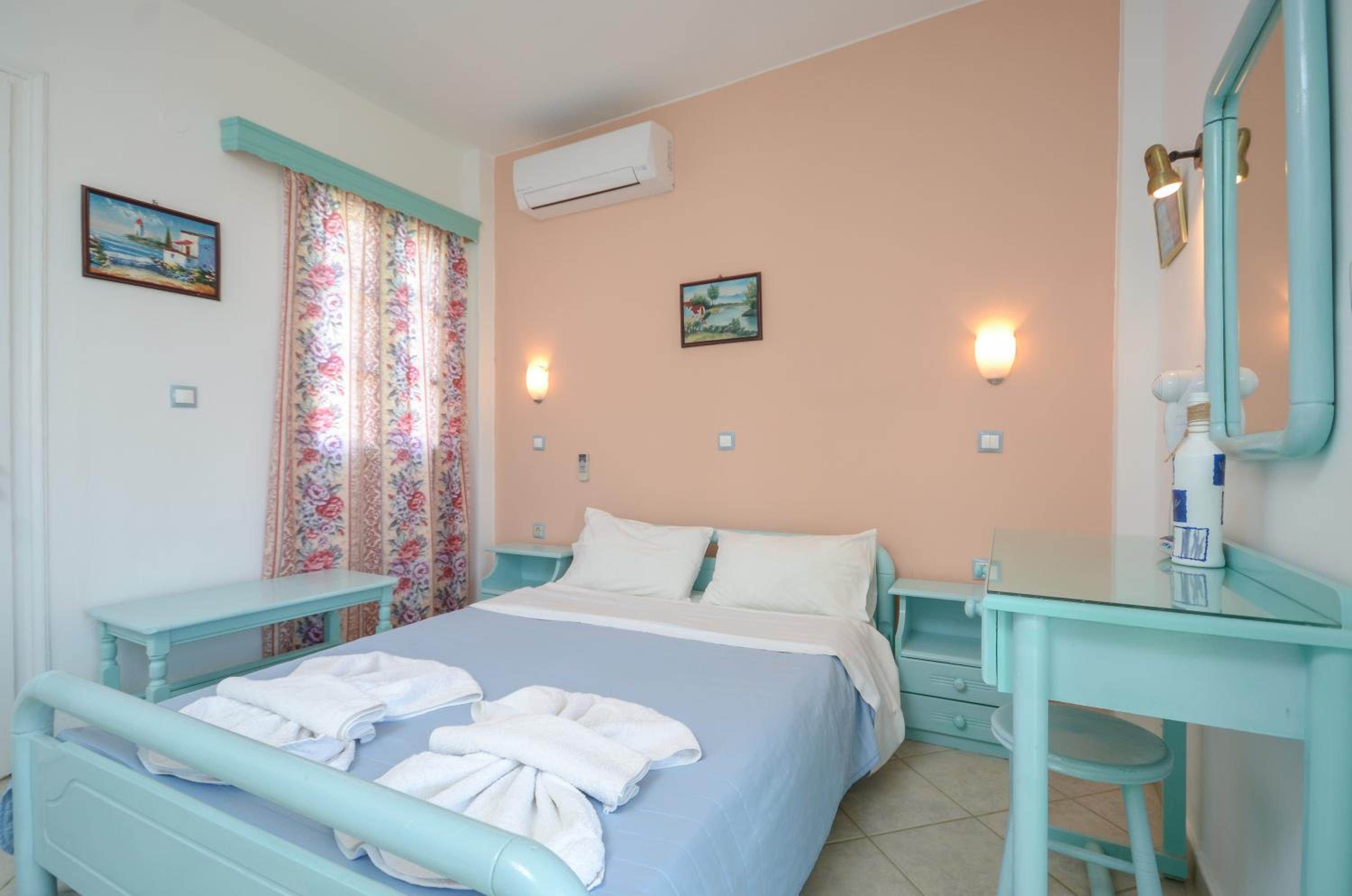 Studio with Sea View