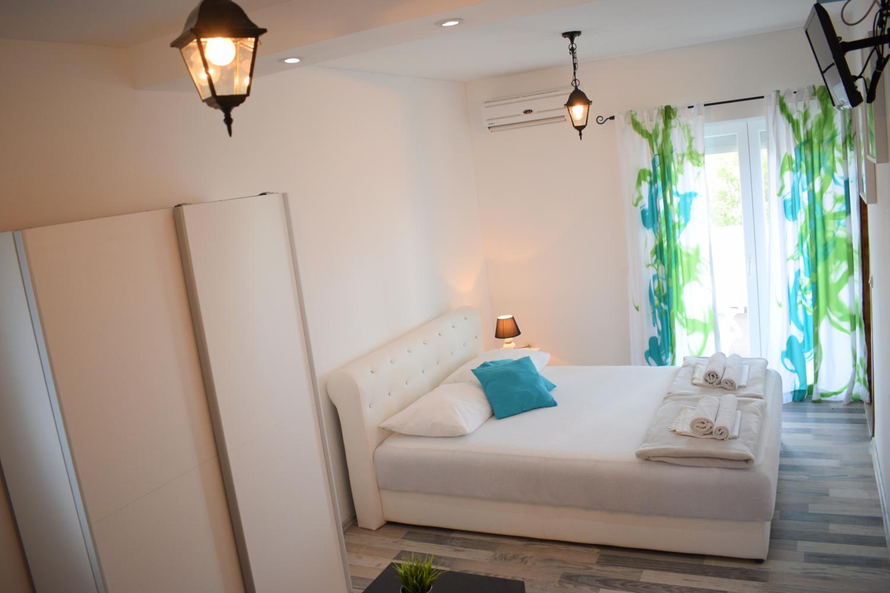 Apartment with Terrace (3 adults)