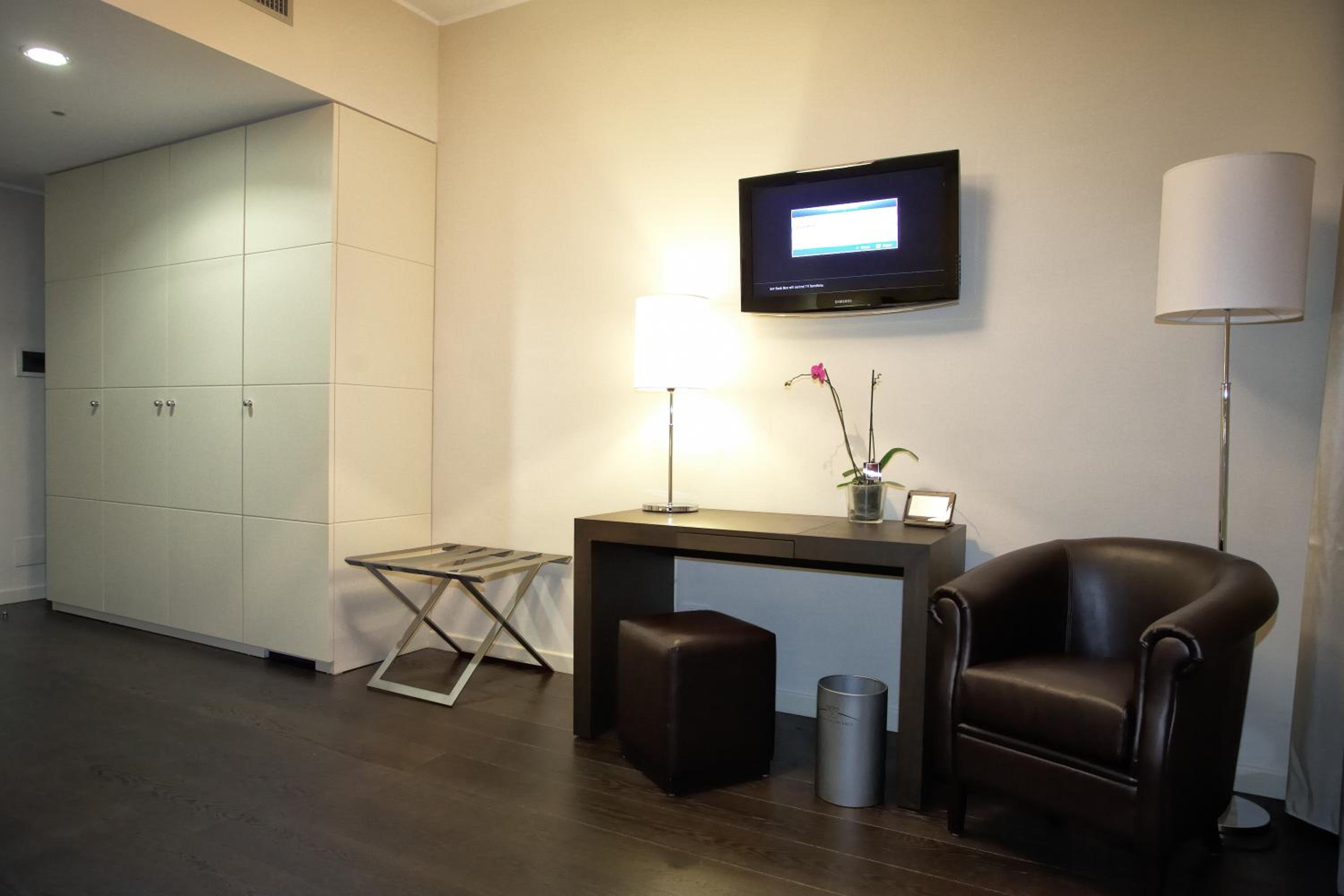 Double Room - Photo 1