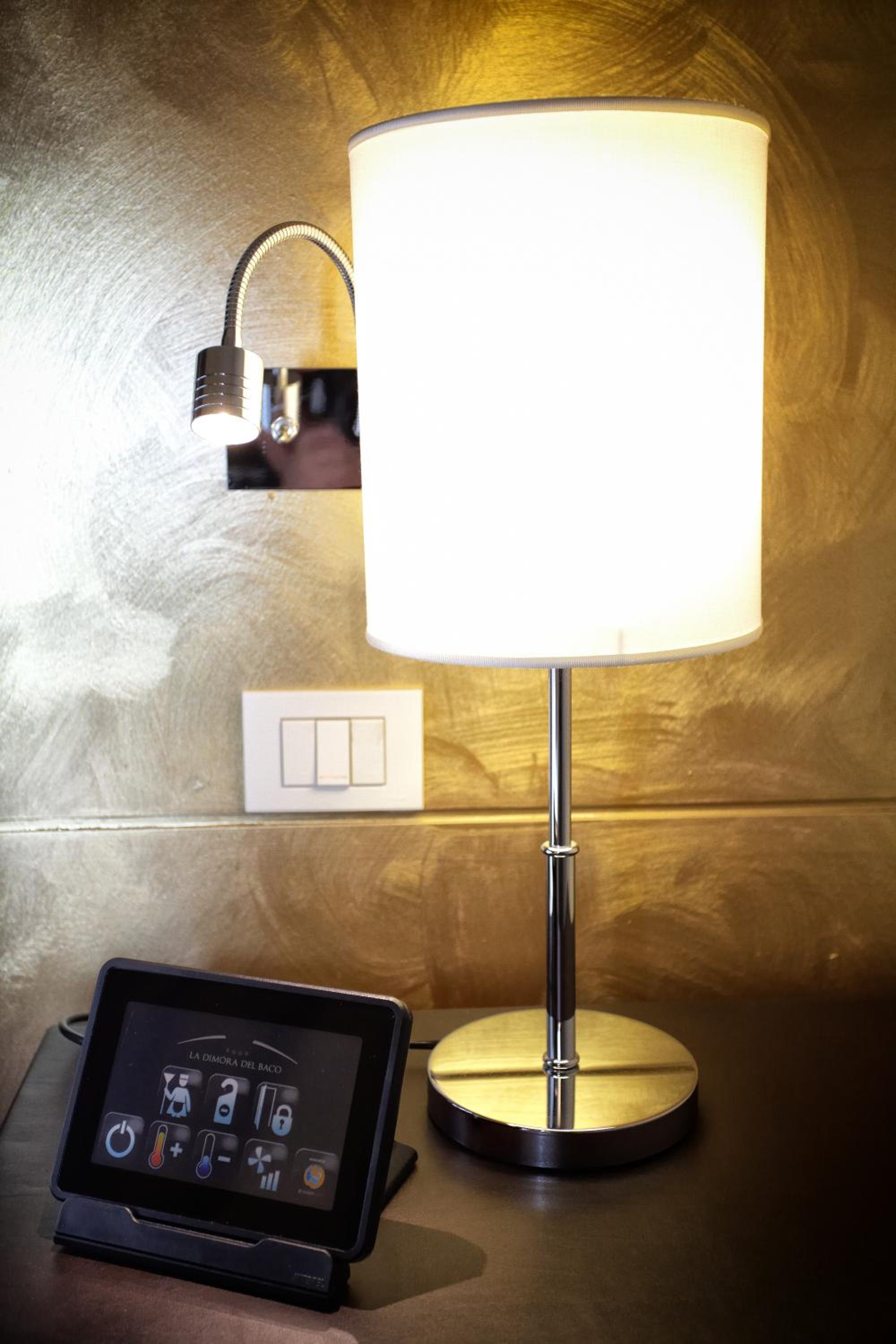 Double Room - Photo 6