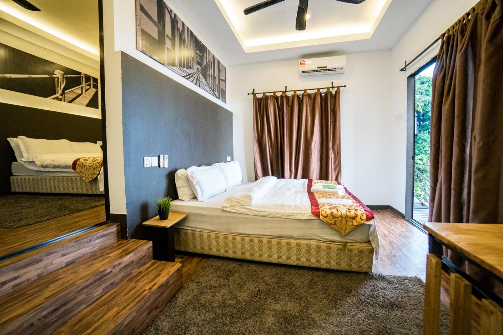 Bungalow with Sea View