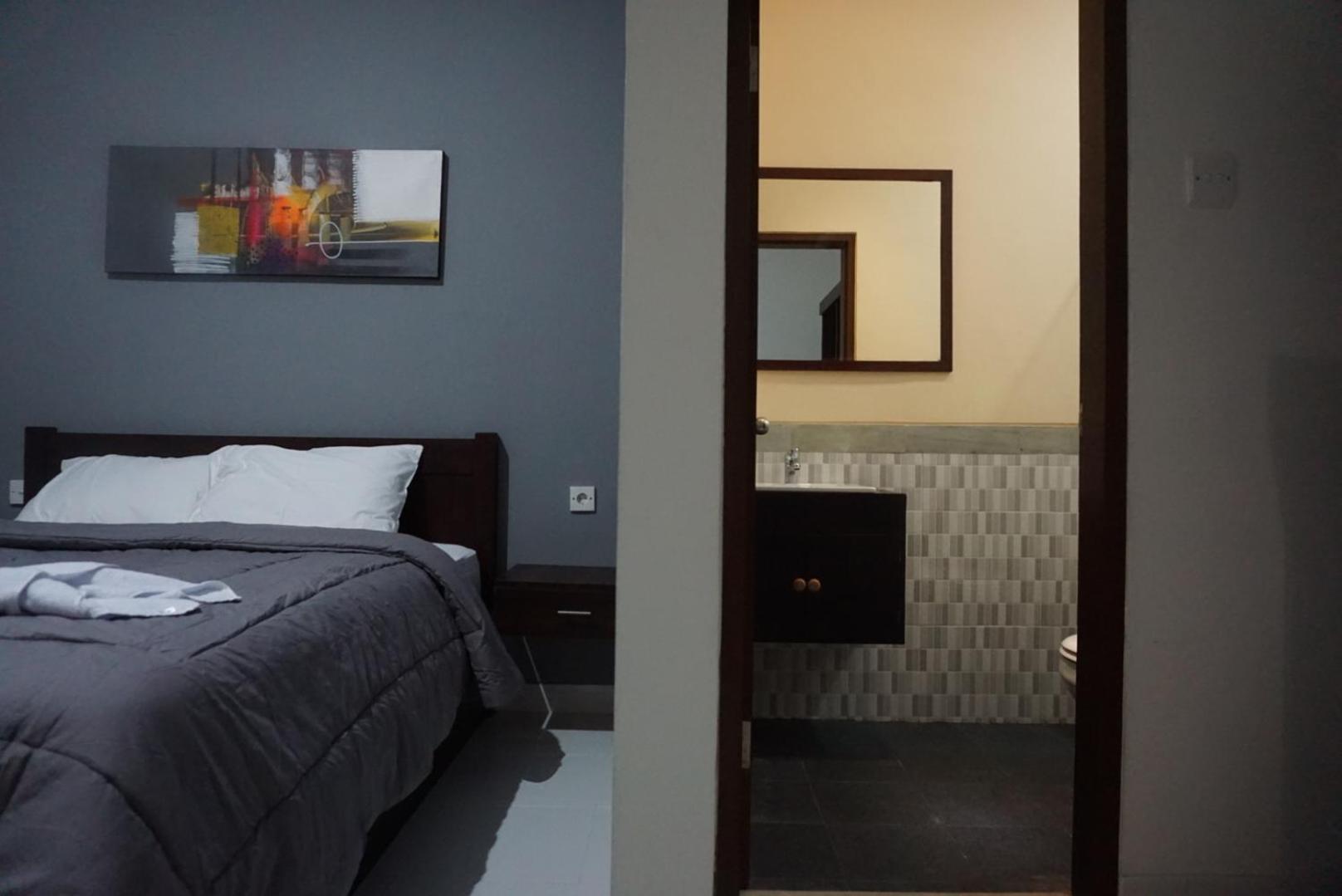 Standard Double Room - Photo 24