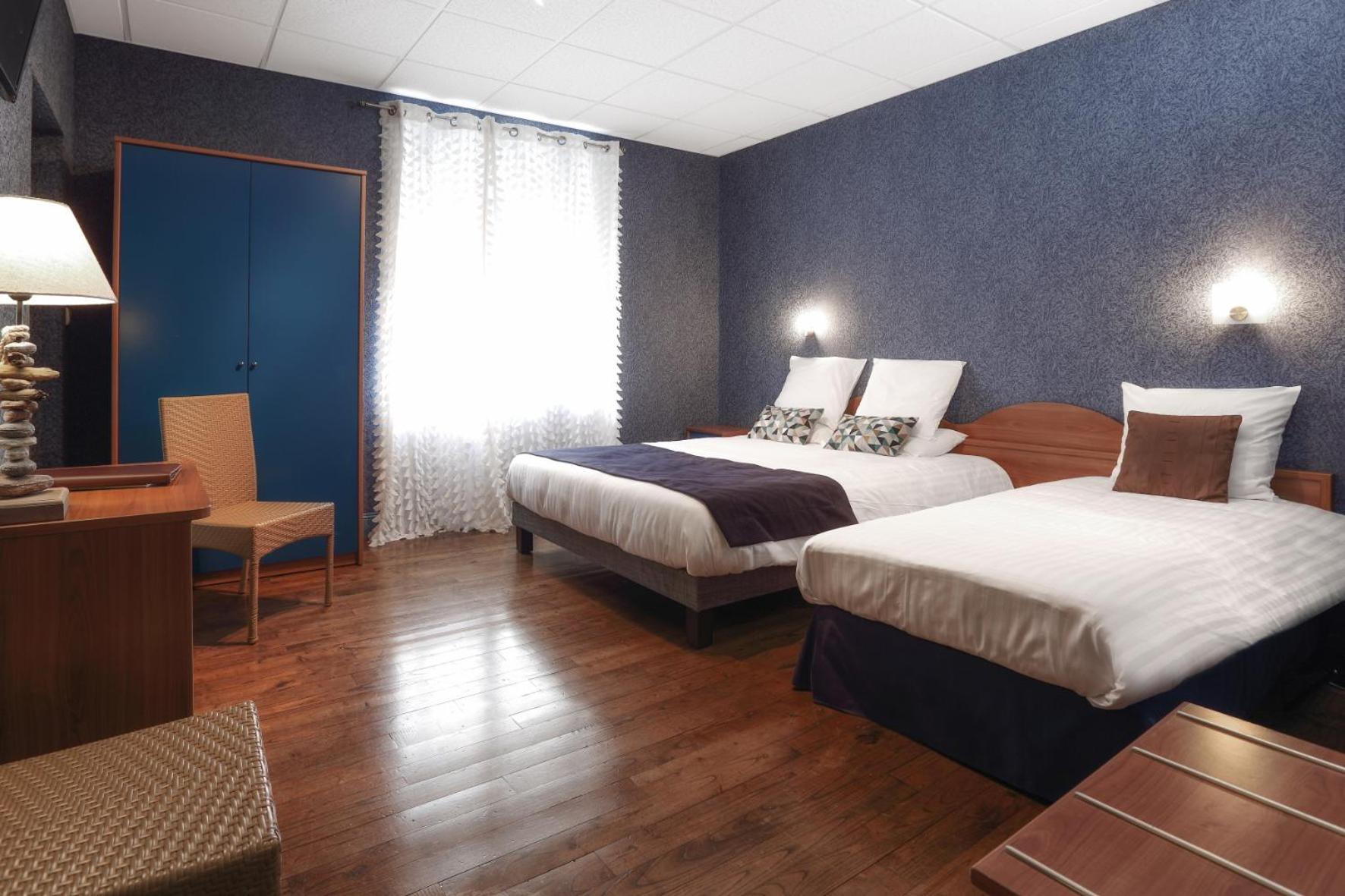 Deluxe Triple Room photo 3