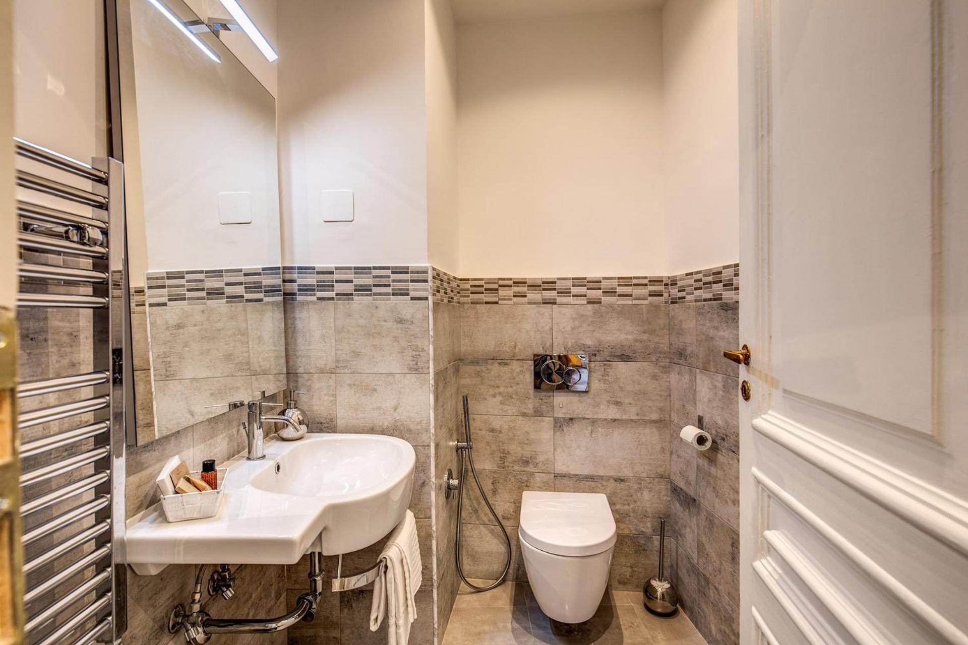 Single Room with Private External Bathroom photo 3