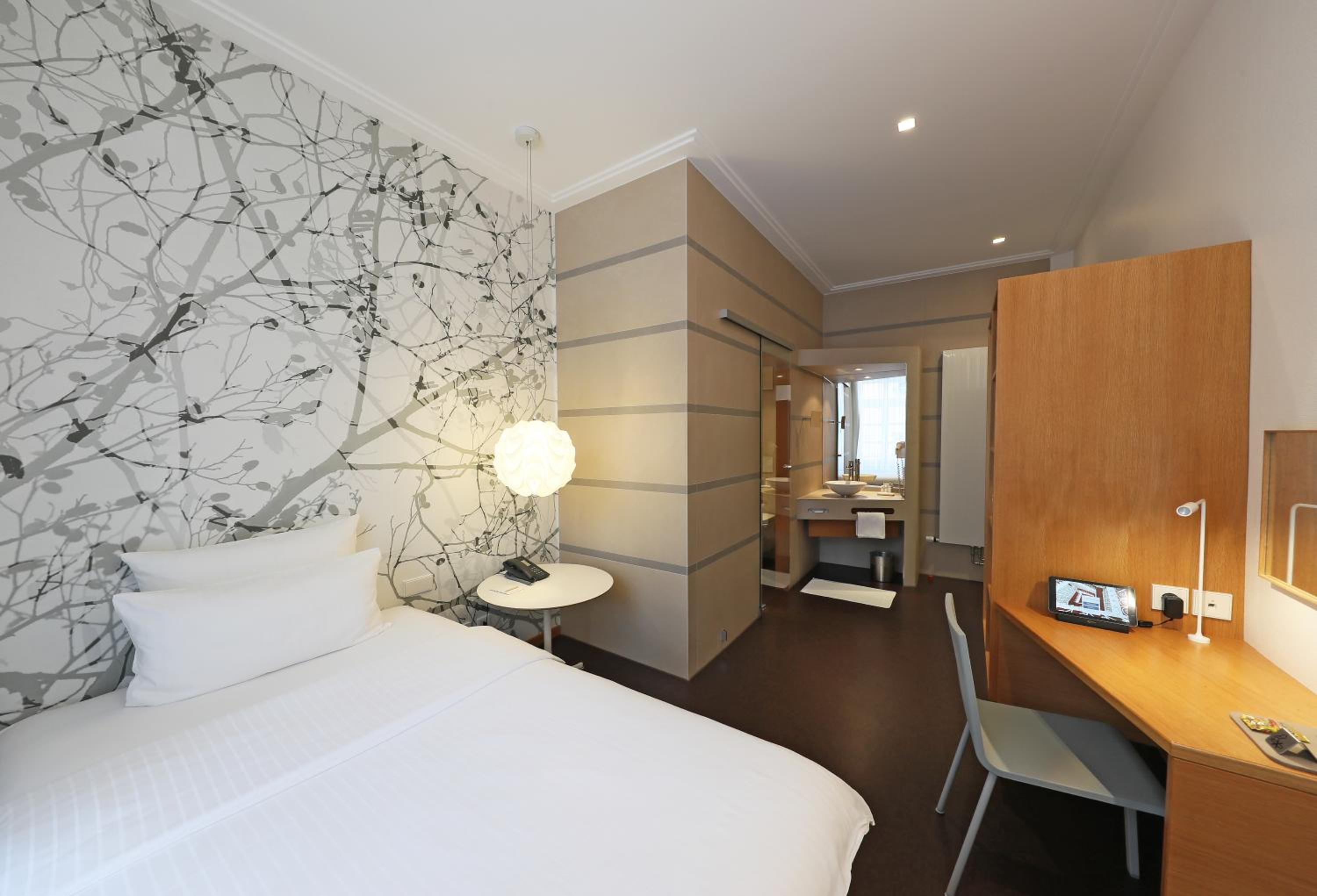 Quiet Single Room