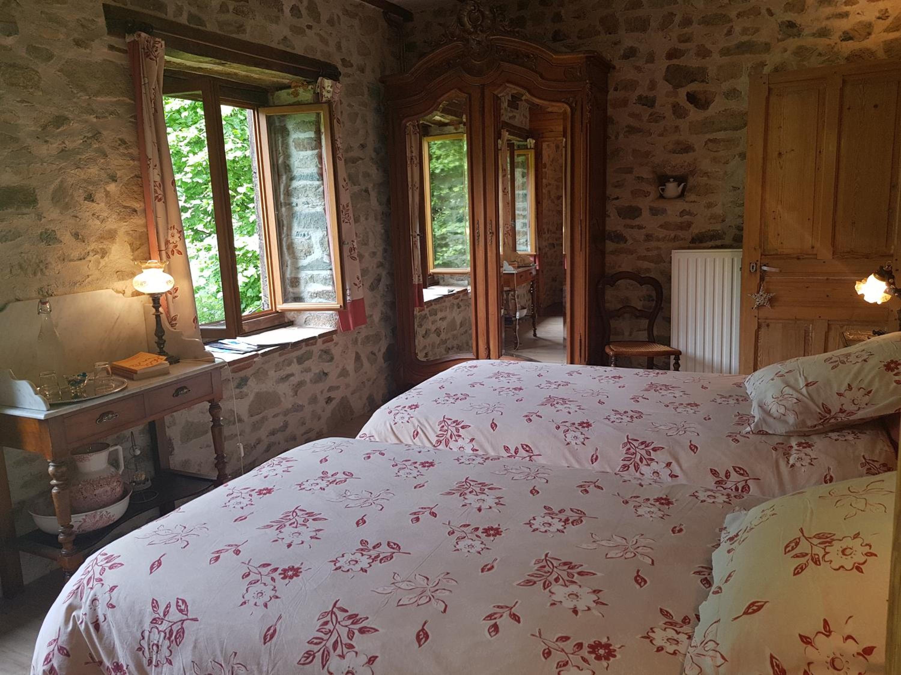 Suite - Photo 4