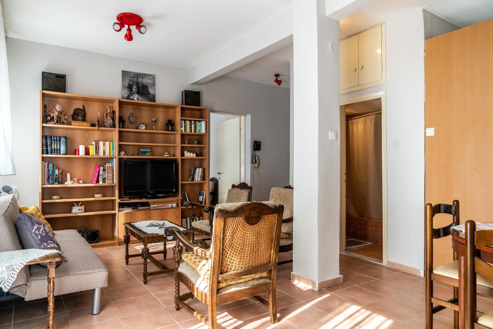 Apartment photo 1