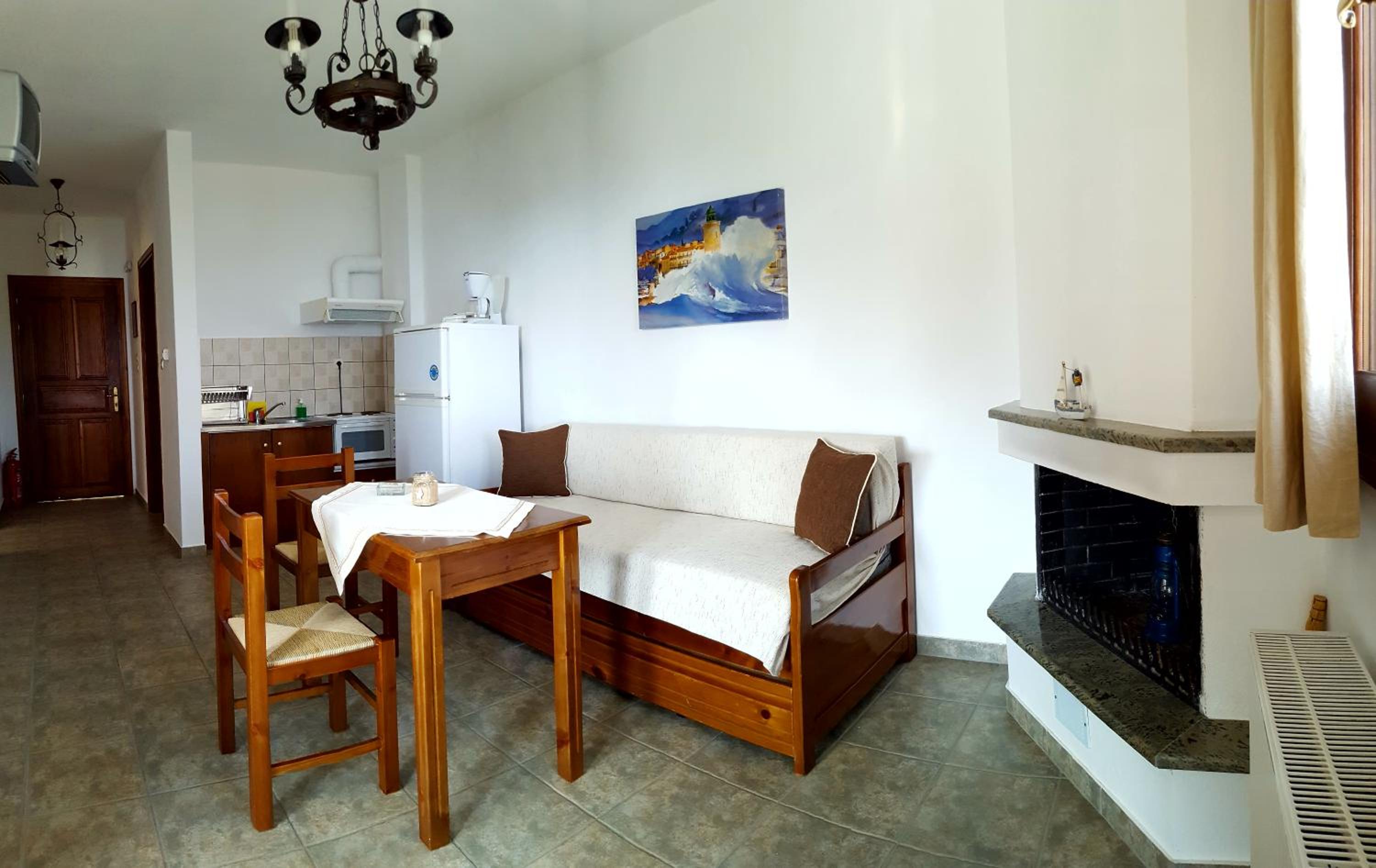 One-Bedroom Apartment photo 2