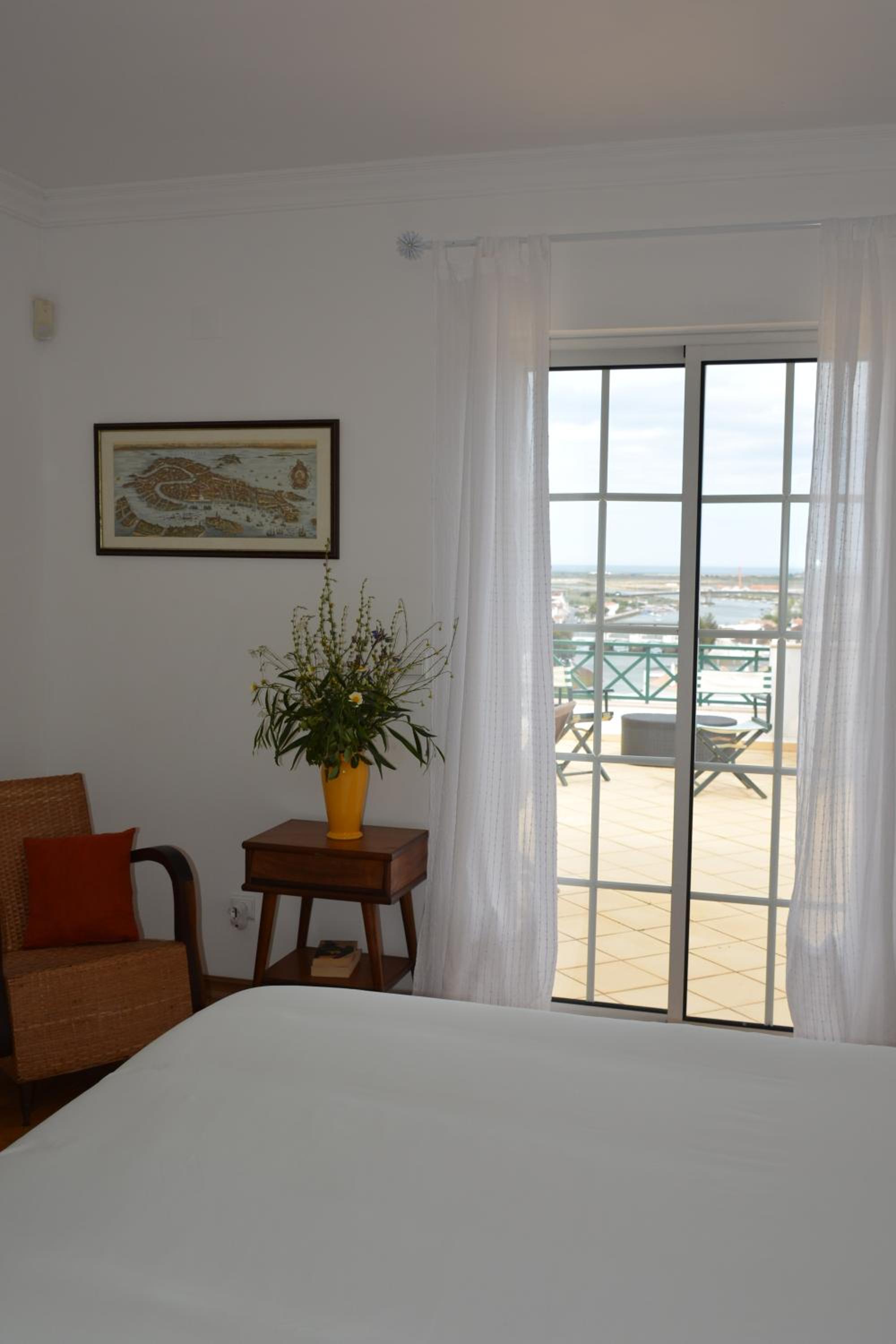 Superior Double or Twin Room with Sea View photo 3