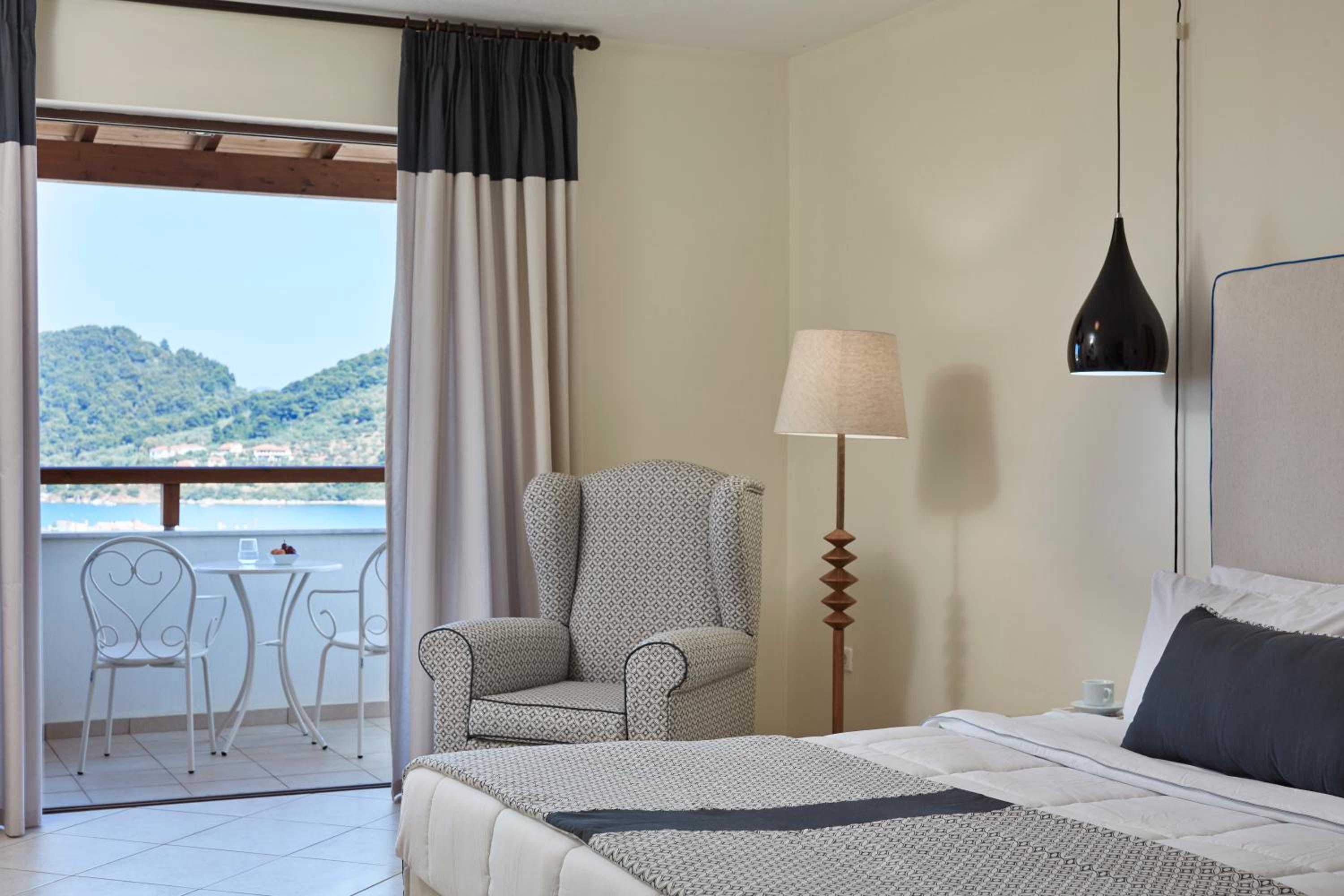 Premium Double Sea View photo 2