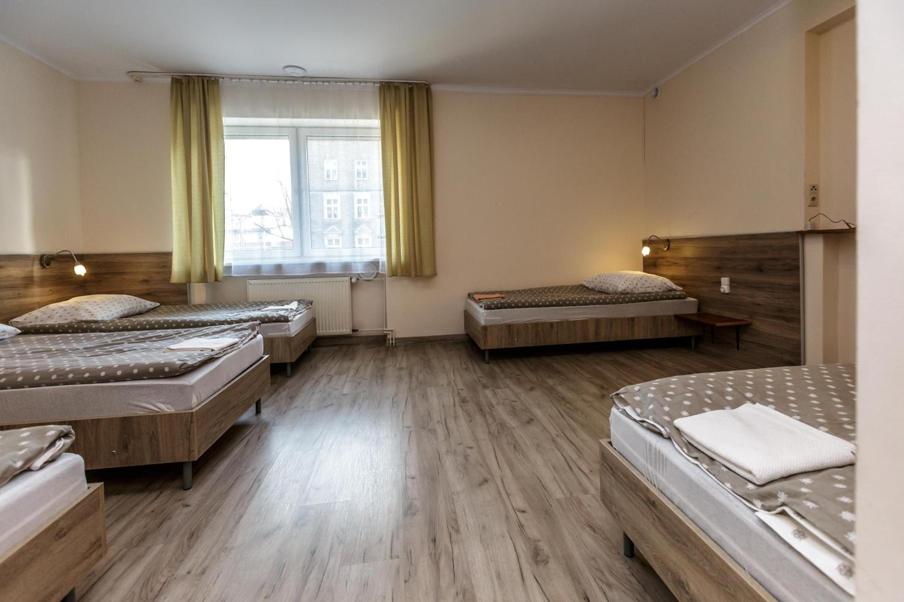 Family Suite (5 Adults) - Photo 8