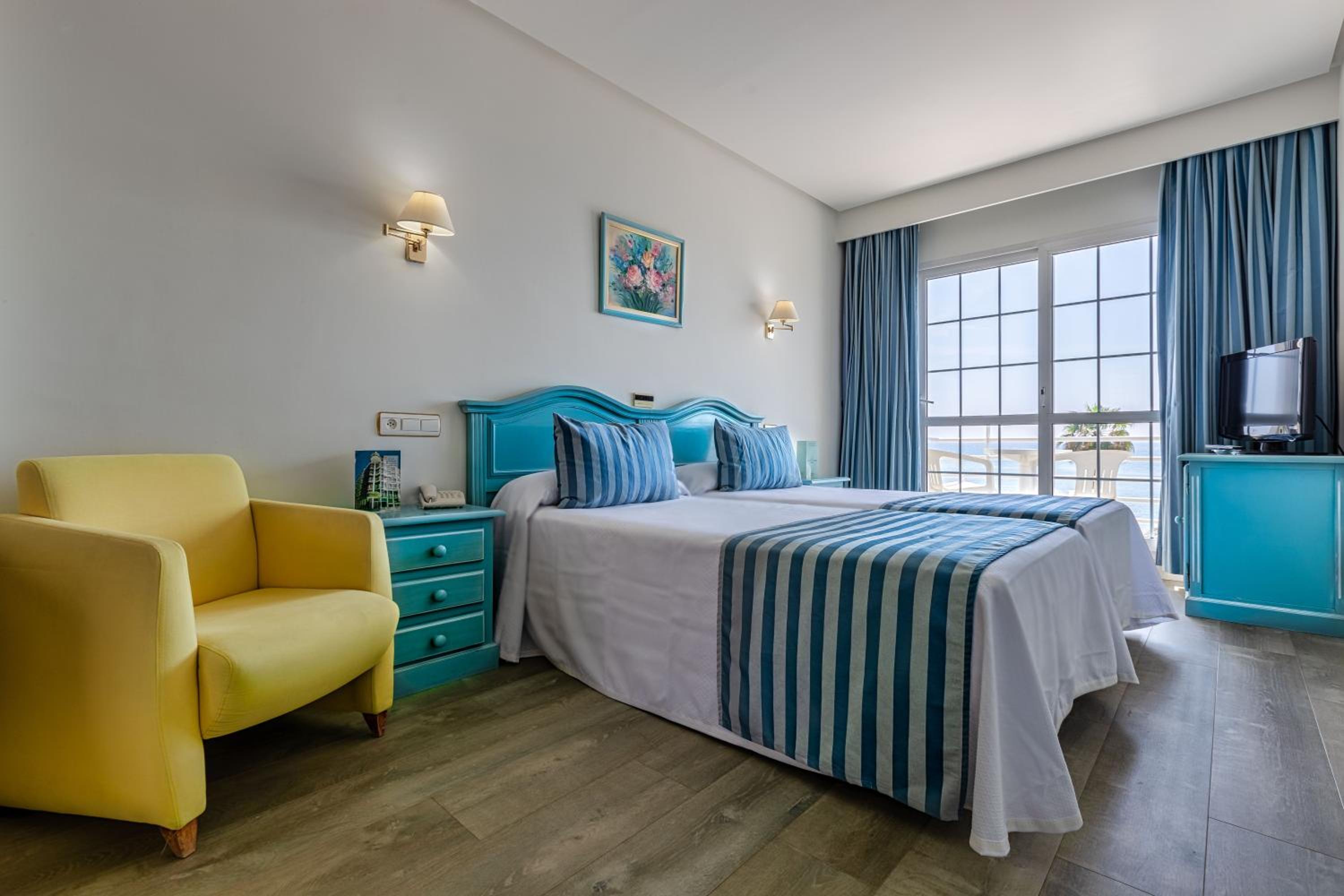 Habitación Doble con Vista al Mar