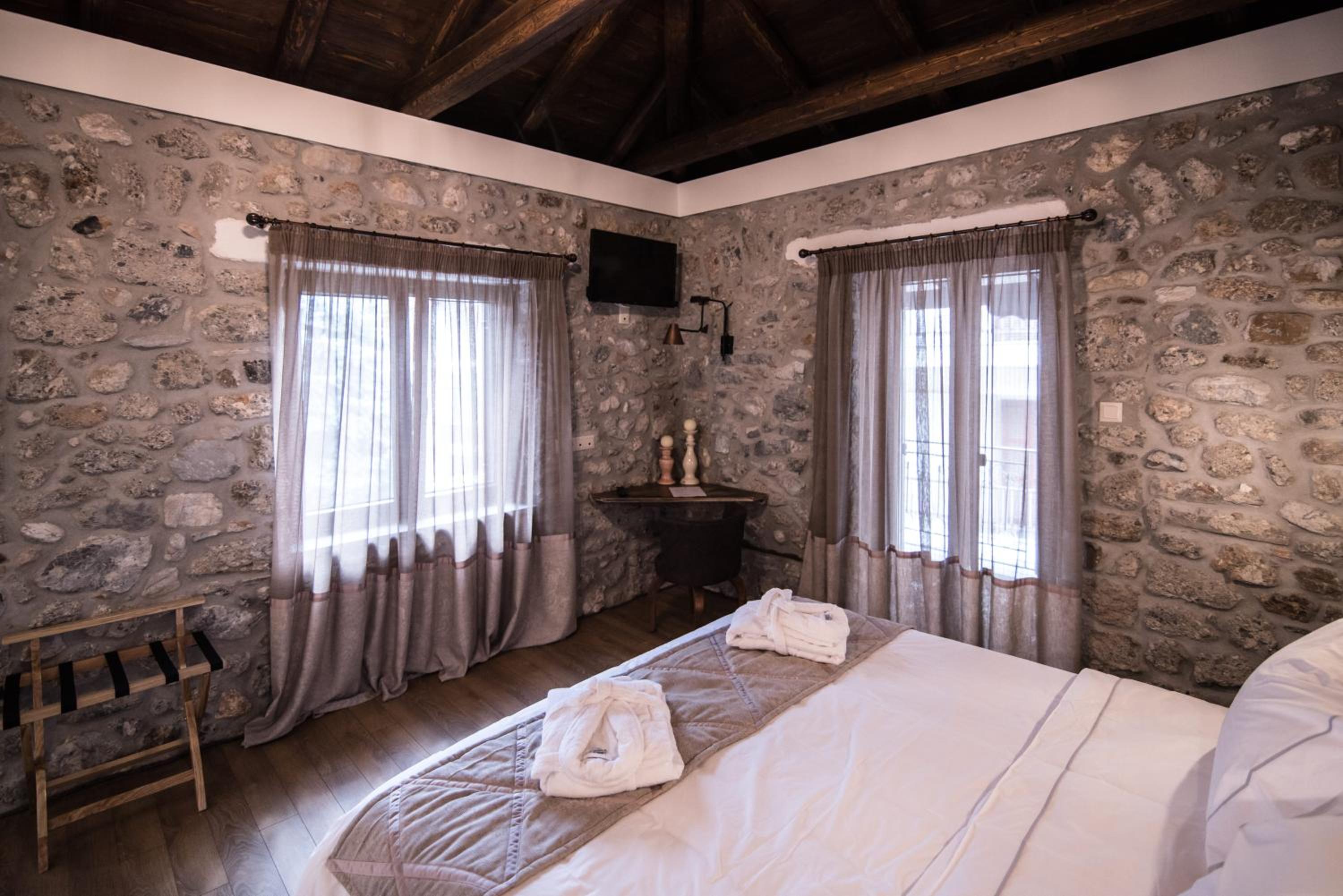 Family Room (Kalliopi) photo 2