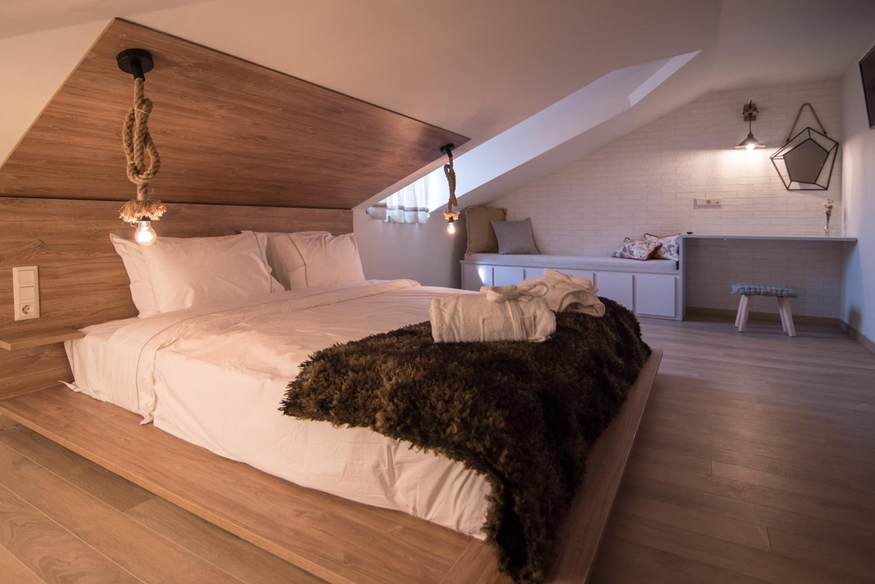 Suite - Split Level (Kleio) photo 1