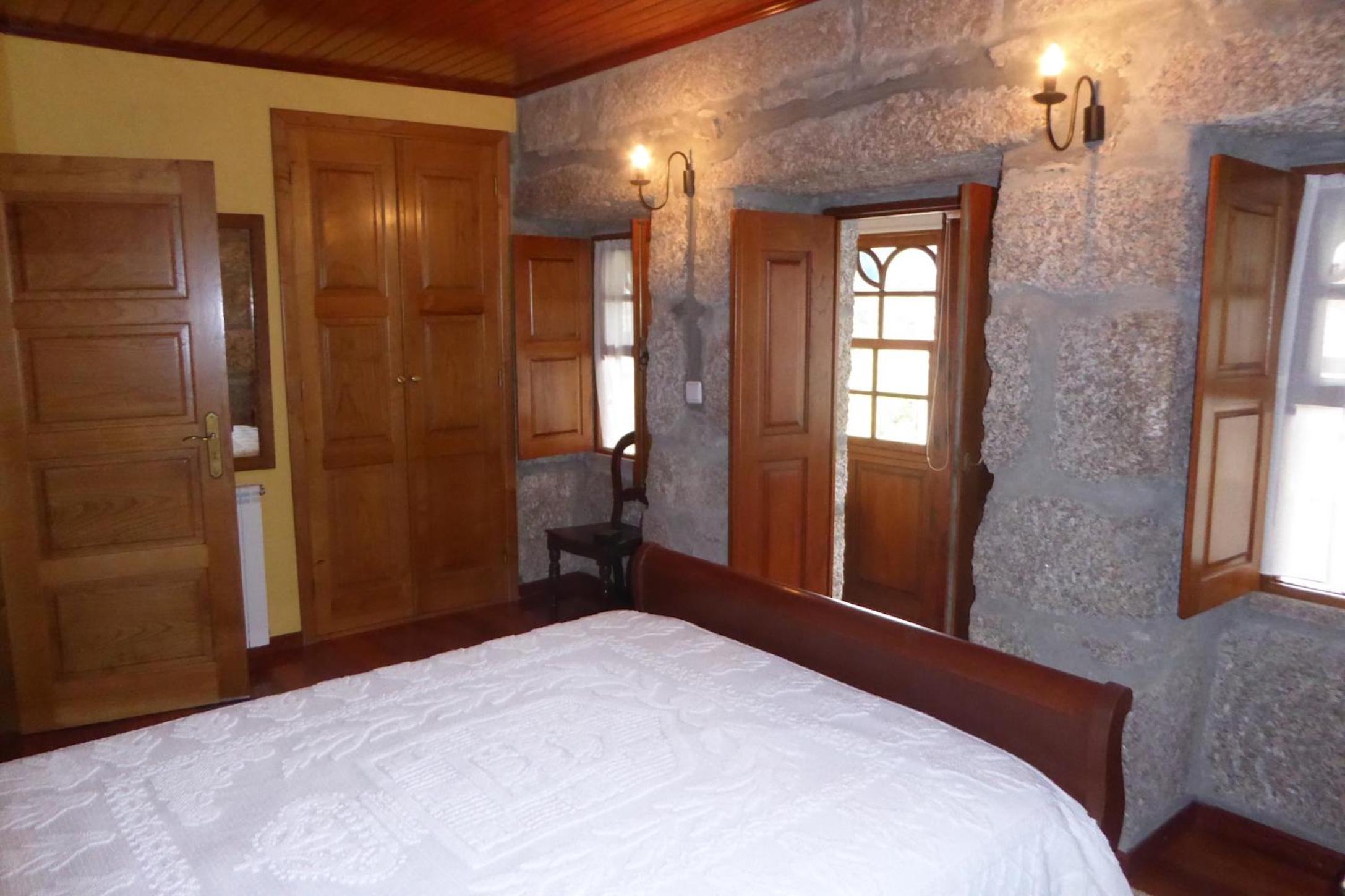 Large Double Room photo 1