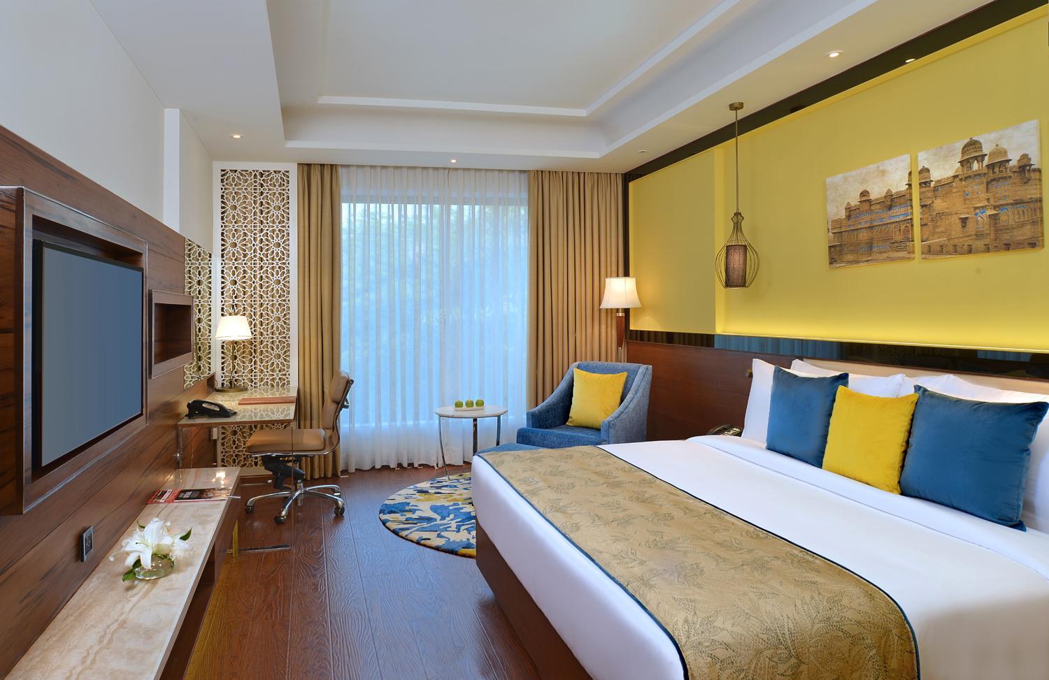 One-Bedroom Suite With Complimentary Railway Station Transfers & 3hr early check-in and check-out (subject to availability) One-Bedroom Suite With Complimentary Railway Station Transfers & 3hr early check-in and check-out (subject to availability)