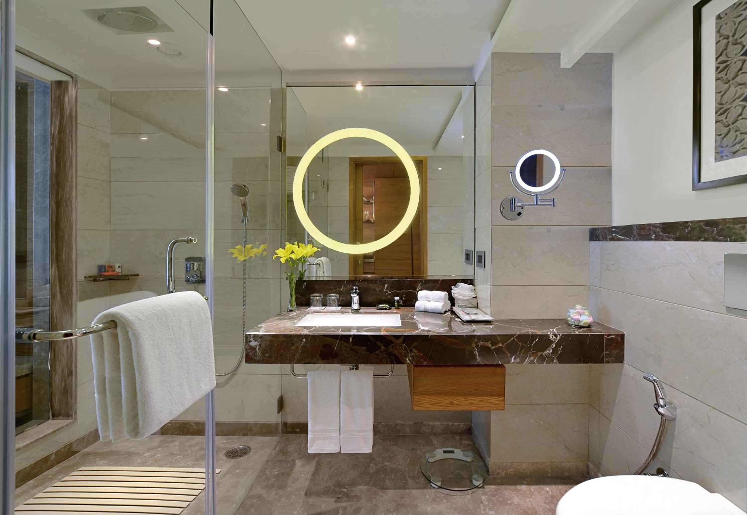 One-Bedroom Suite With Complimentary Railway Station Transfers & 3hr early check-in and check-out (subject to availability) photo