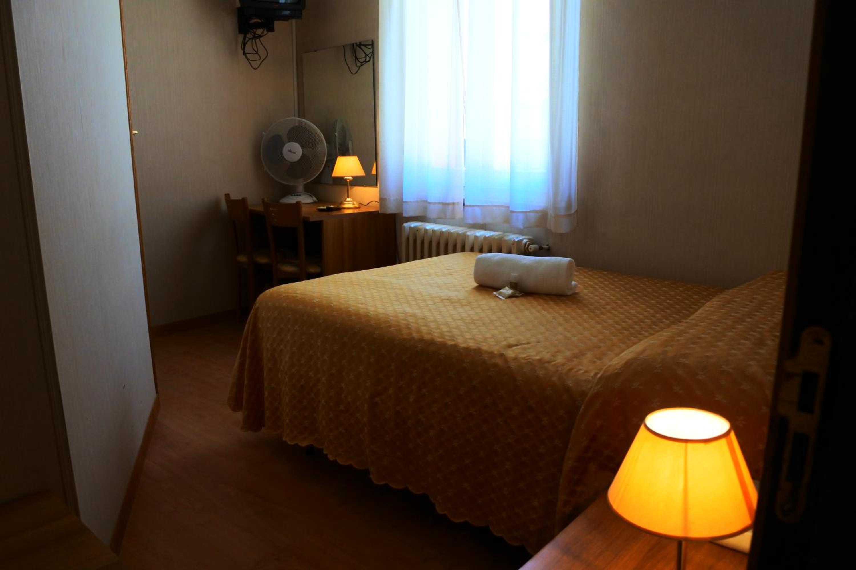 Economy Single Room