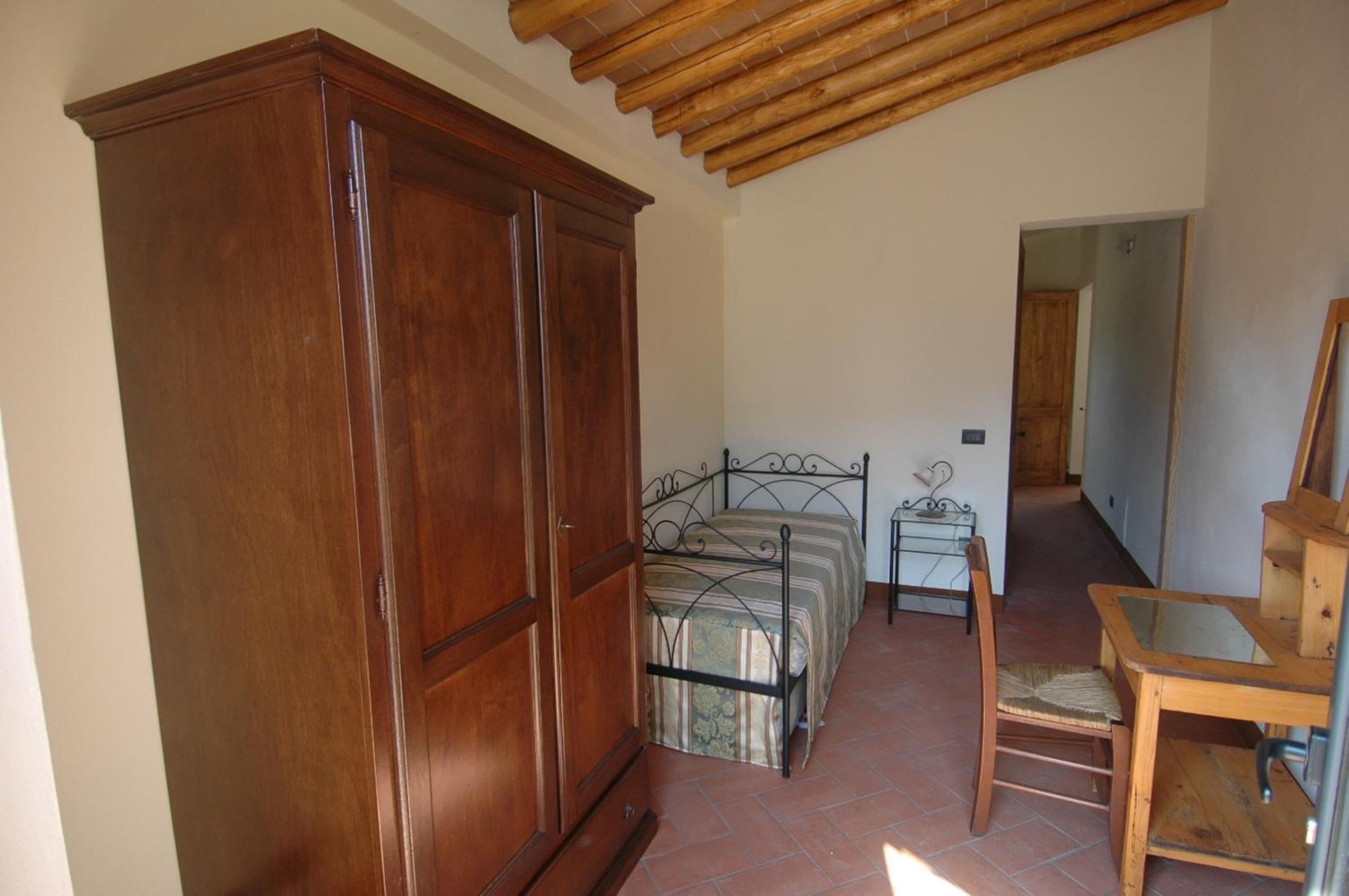 Two-Bedroom Apartment (3 Adults + 2 Child) photo 2