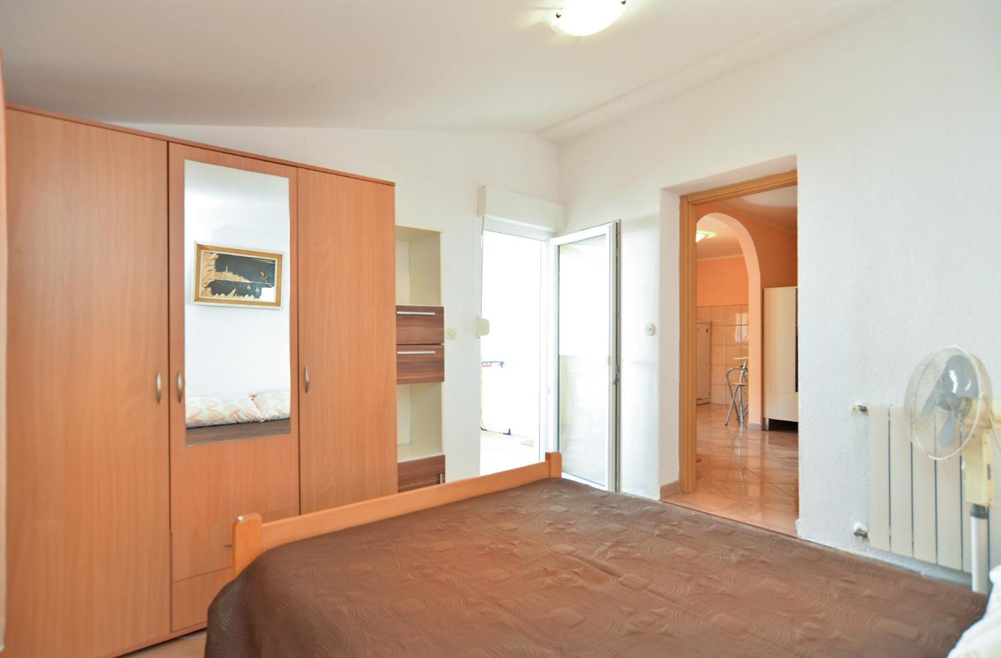 Apartment photo 3