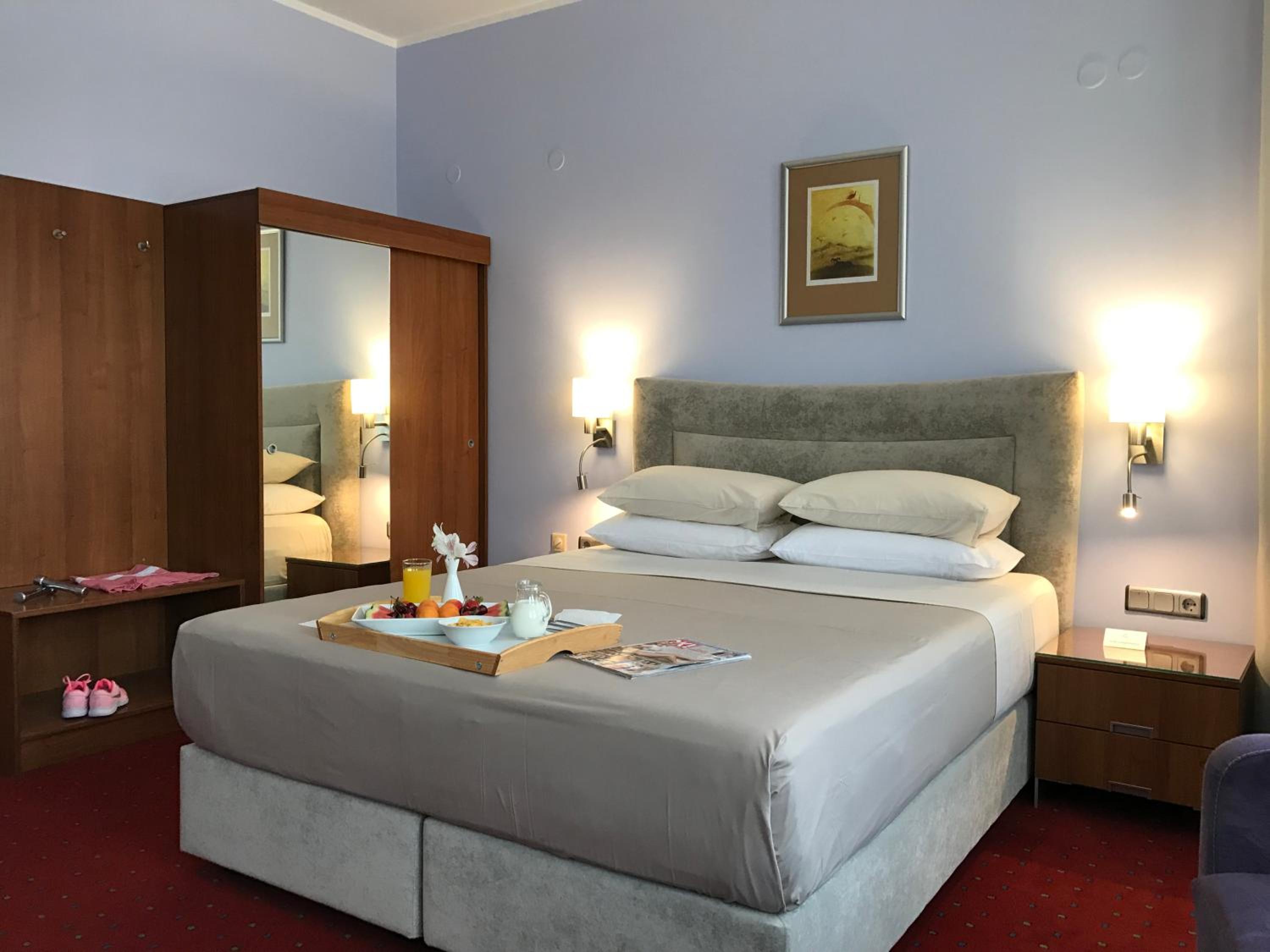 Double Room - Photo 4