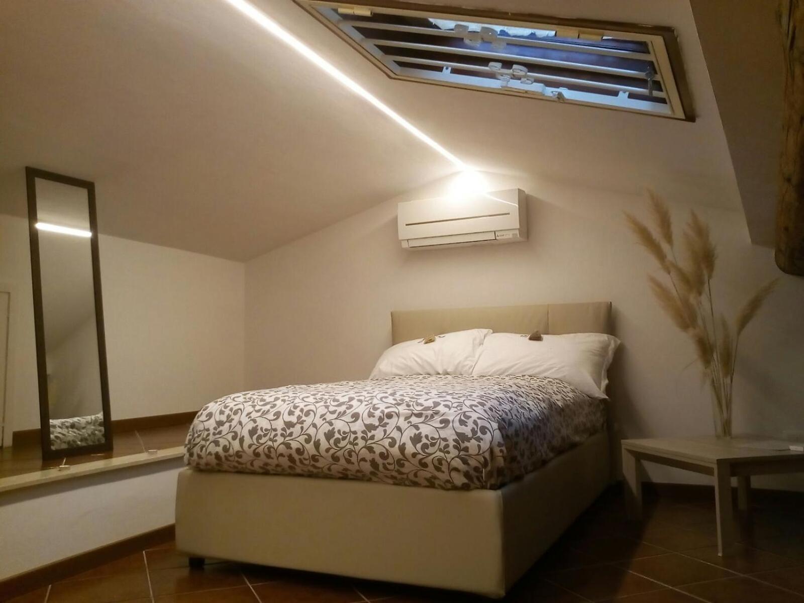 Standard Double Room - Attic photo 1