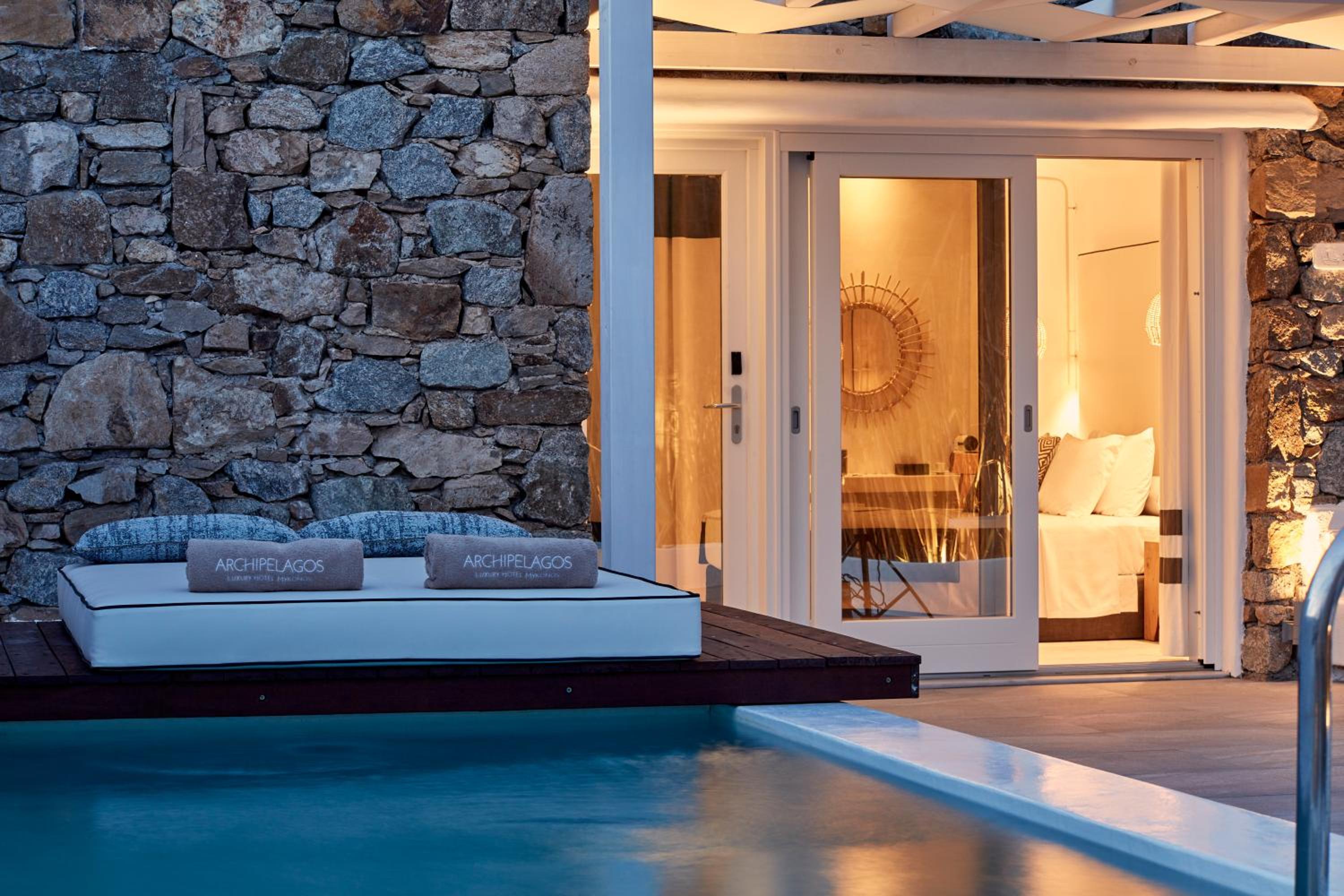 Signature Suite Sea View with Private Pool - Photo 14
