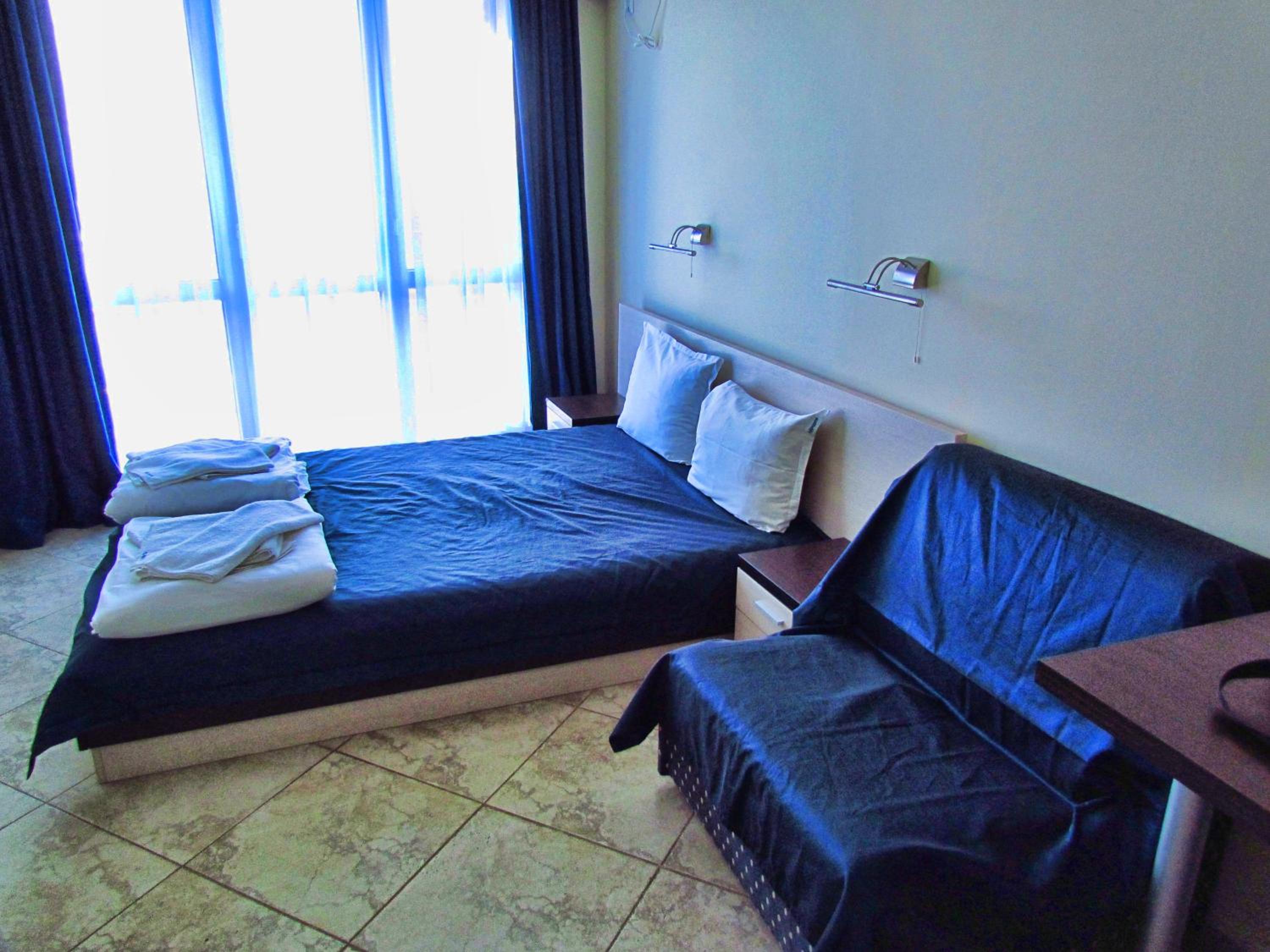 Double or Twin Room with Sea View photo 2