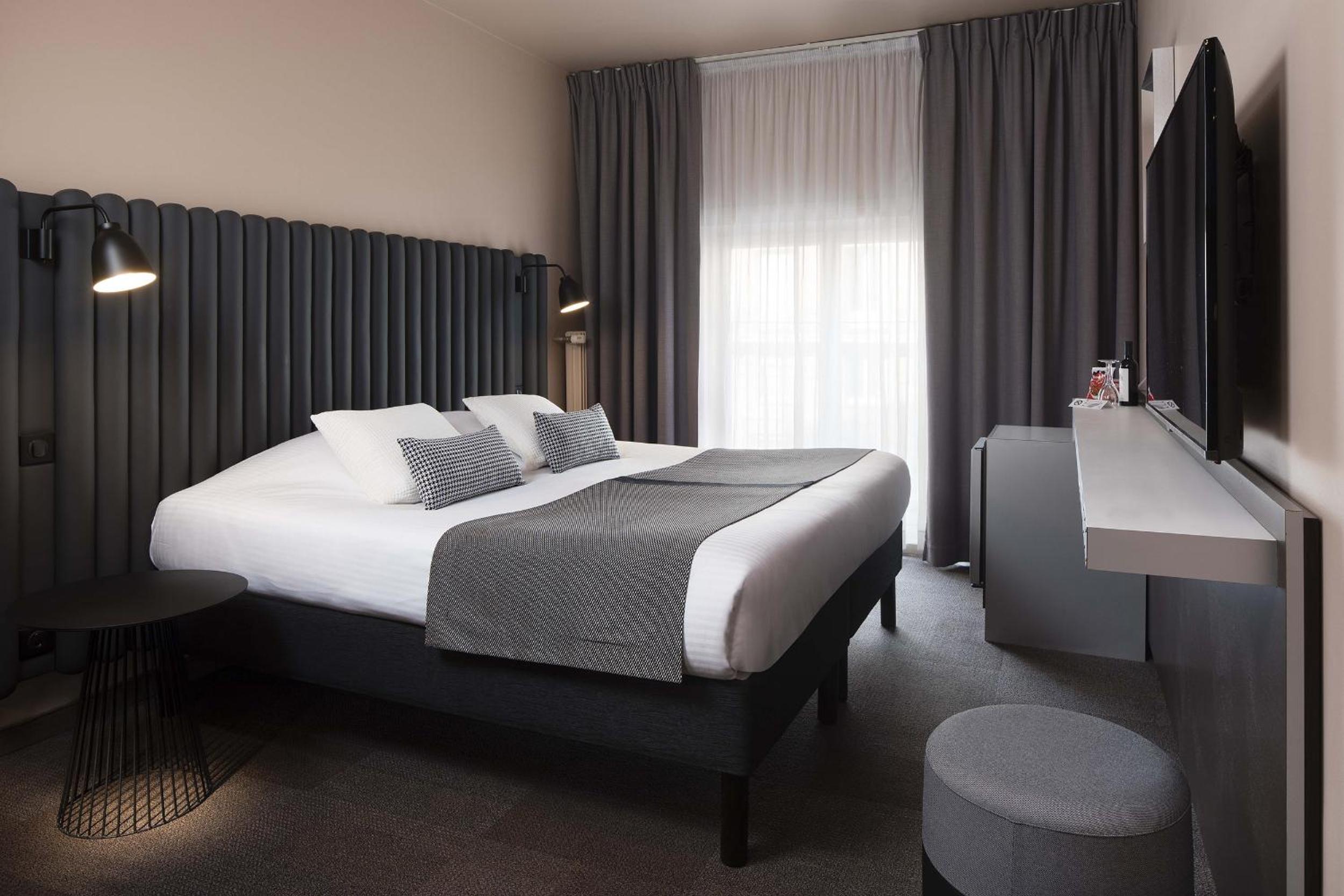 Standard Double Room - Photo 5