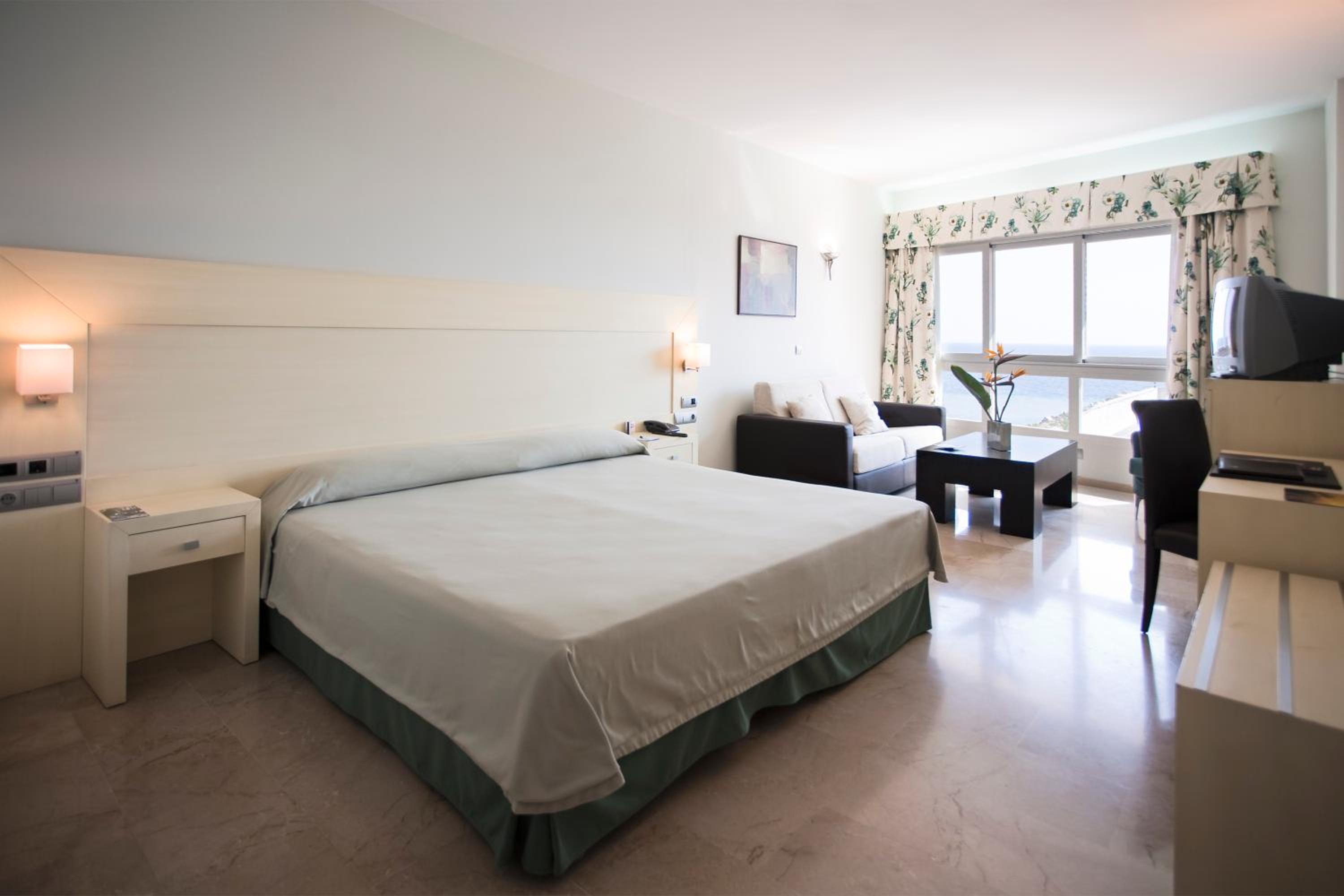Double Room with Living Room  - Photo 1