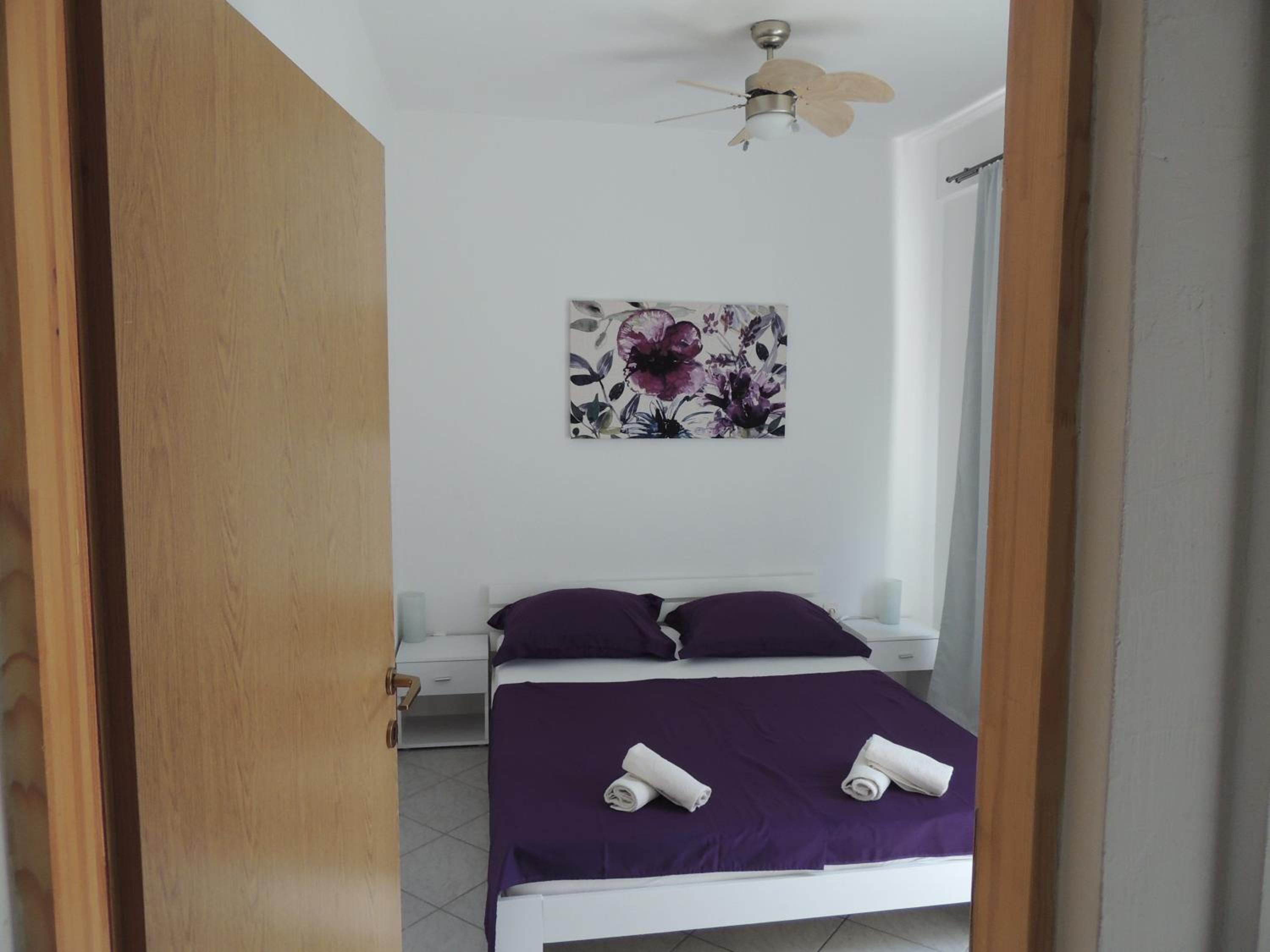 One-Bedroom Apartment with Terrace